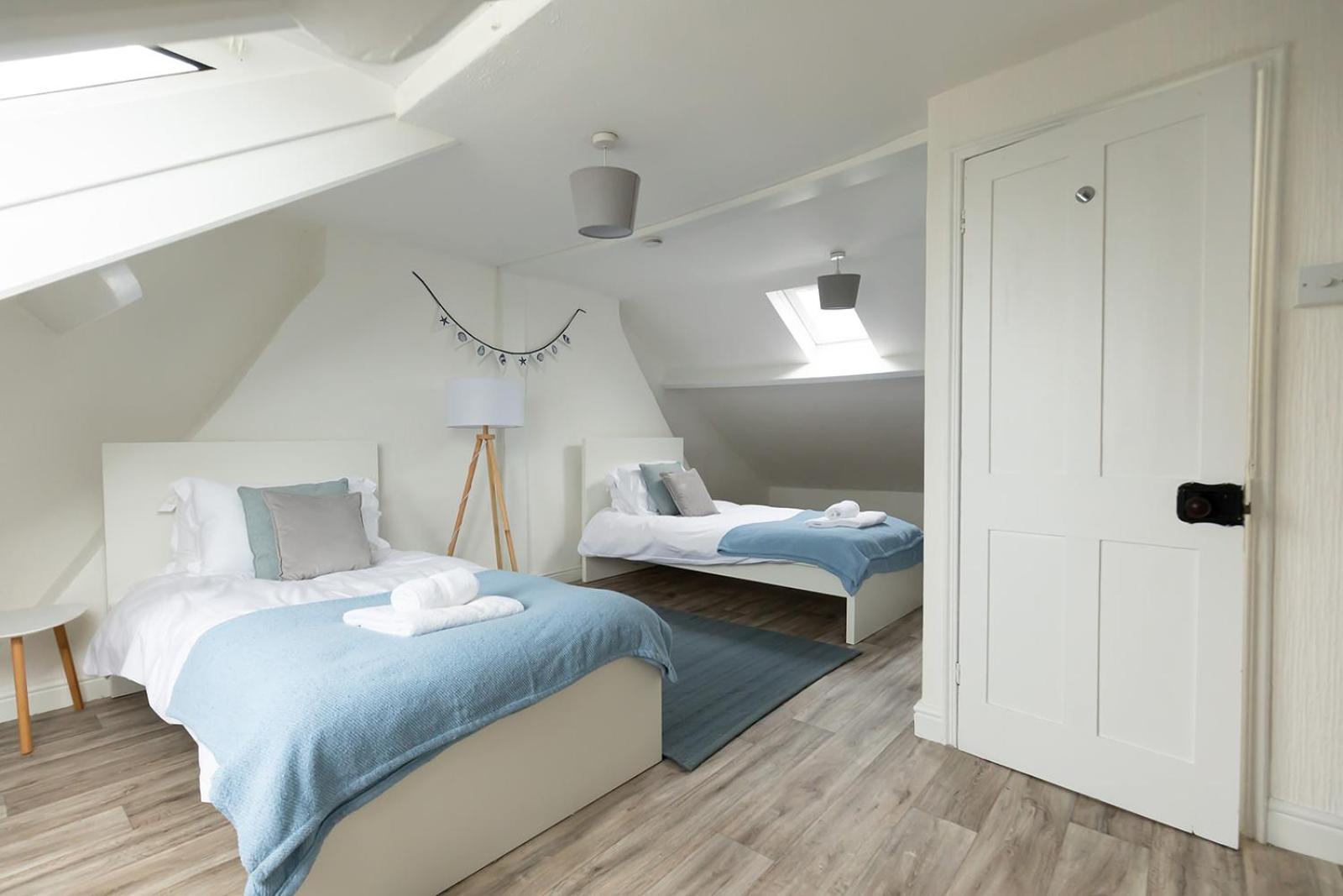 SEA STAR - Coastal 3-Bed Retreat in the Heart of Whitby