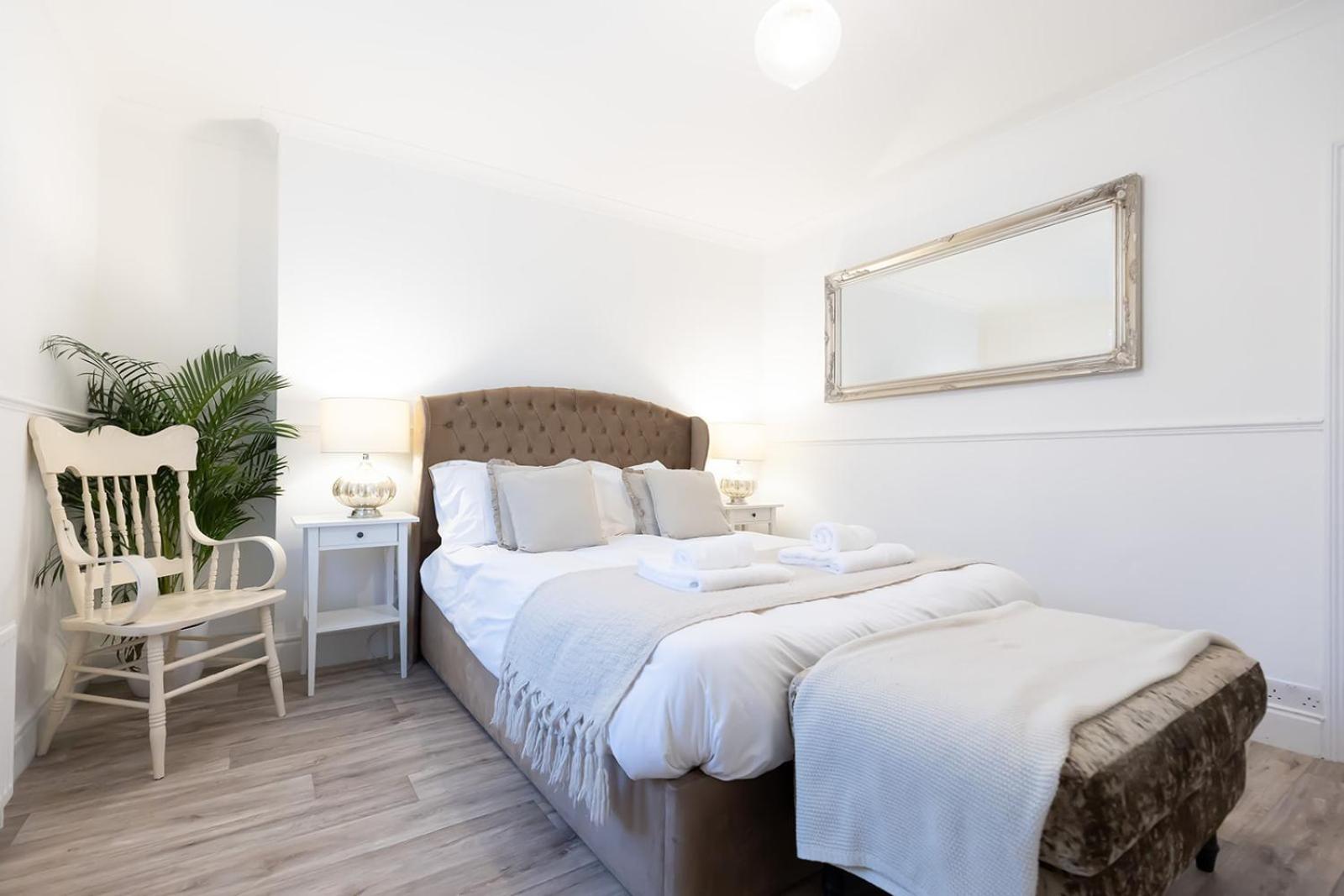 SEA STAR - Coastal 3-Bed Retreat in the Heart of Whitby