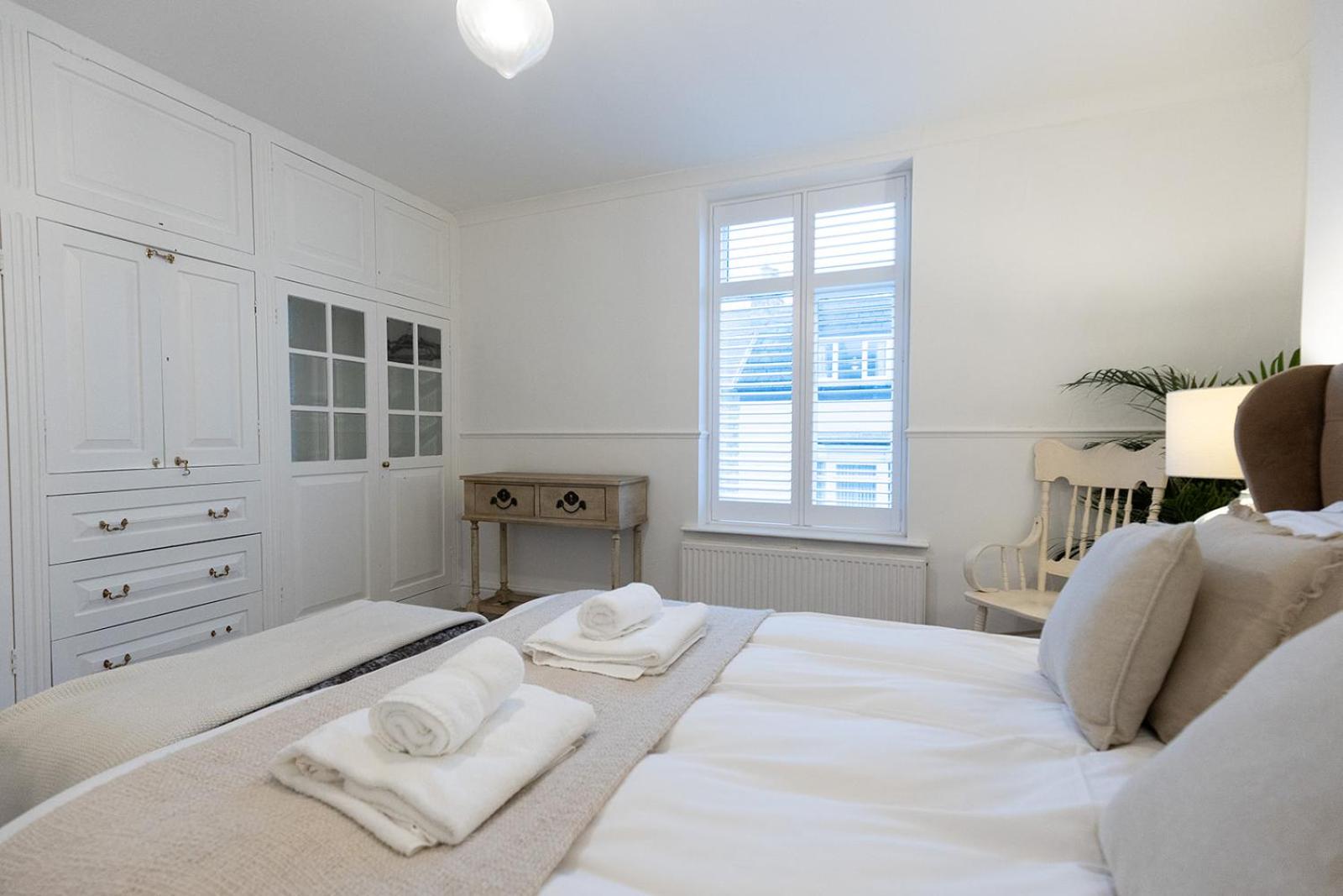 SEA STAR - Coastal 3-Bed Retreat in the Heart of Whitby