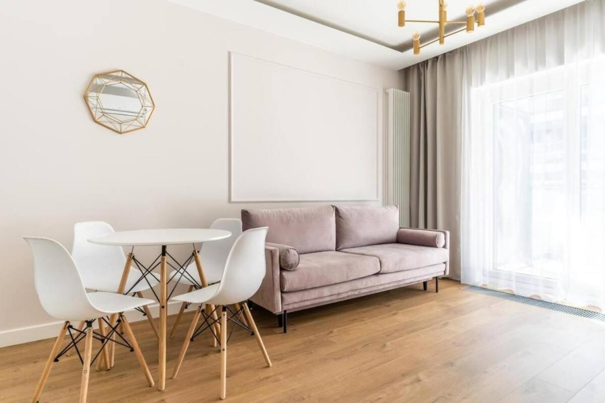 Golden Apartments- Mennica Residence, 1-Bedroom in City Center #18