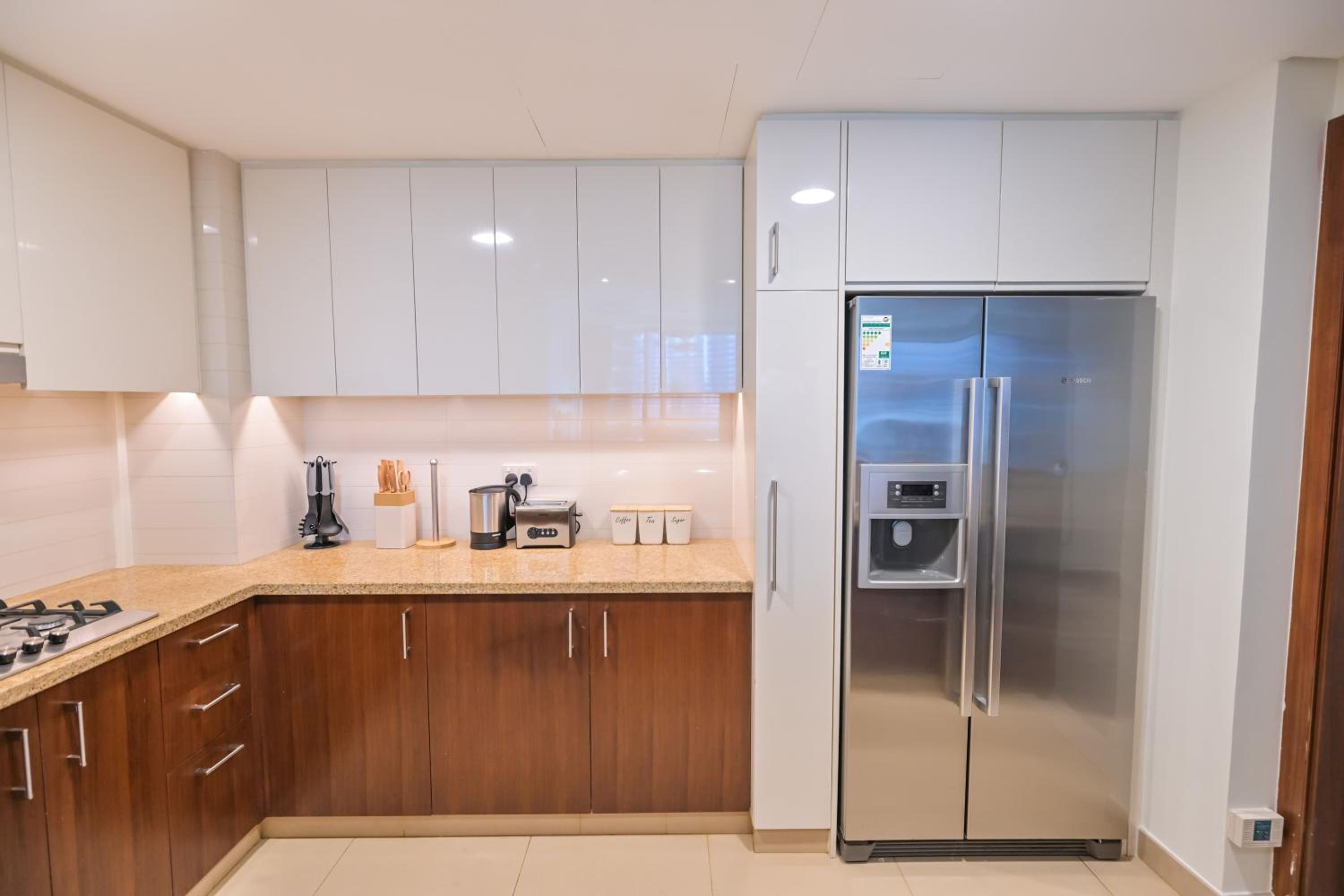 Burj Vista 2BR Luxurious Apartment with Direct Access to Dubai Mall
