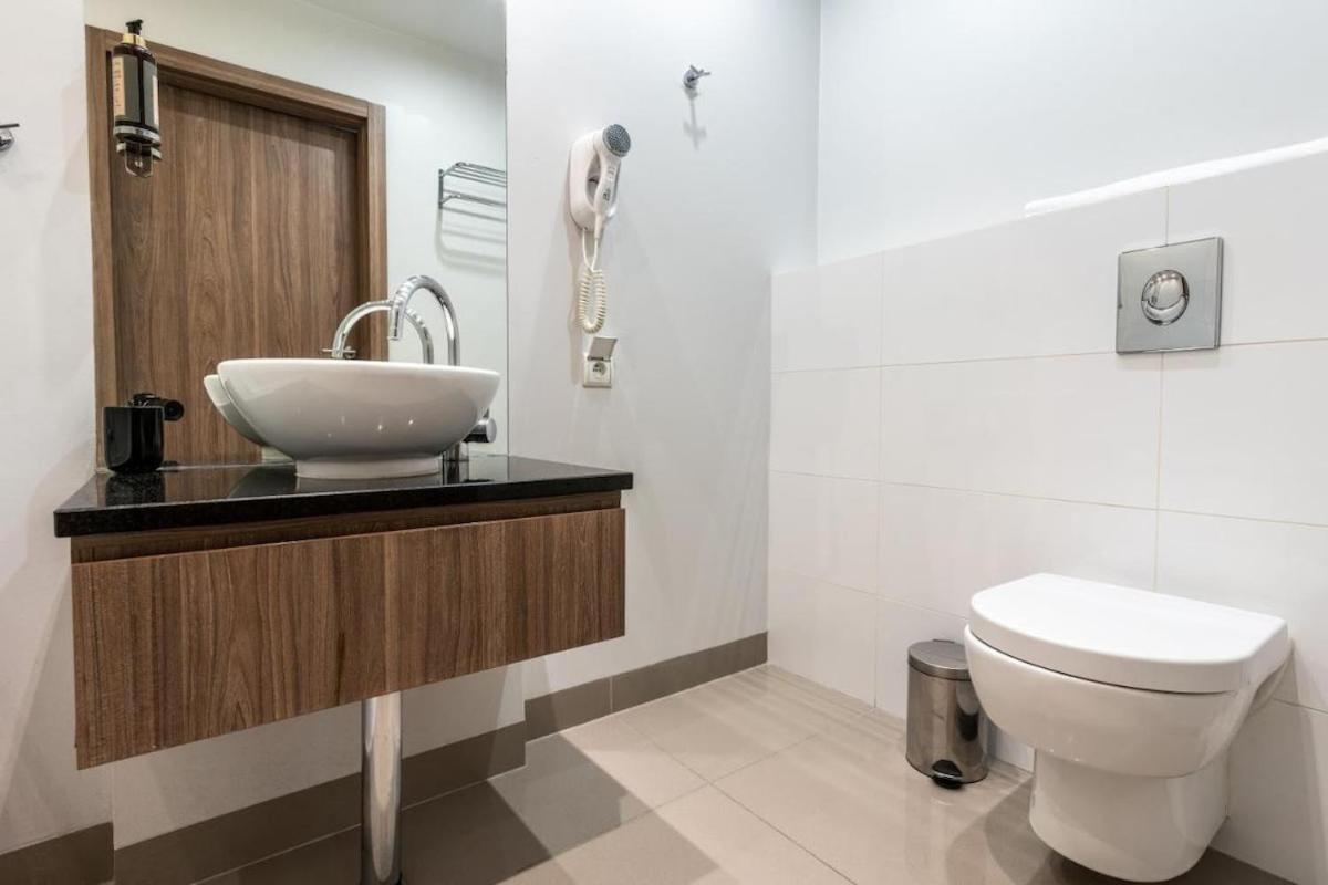 Urban Chic - One Bedroom Apartment - Luxury Warsaw Stays&Wronia118