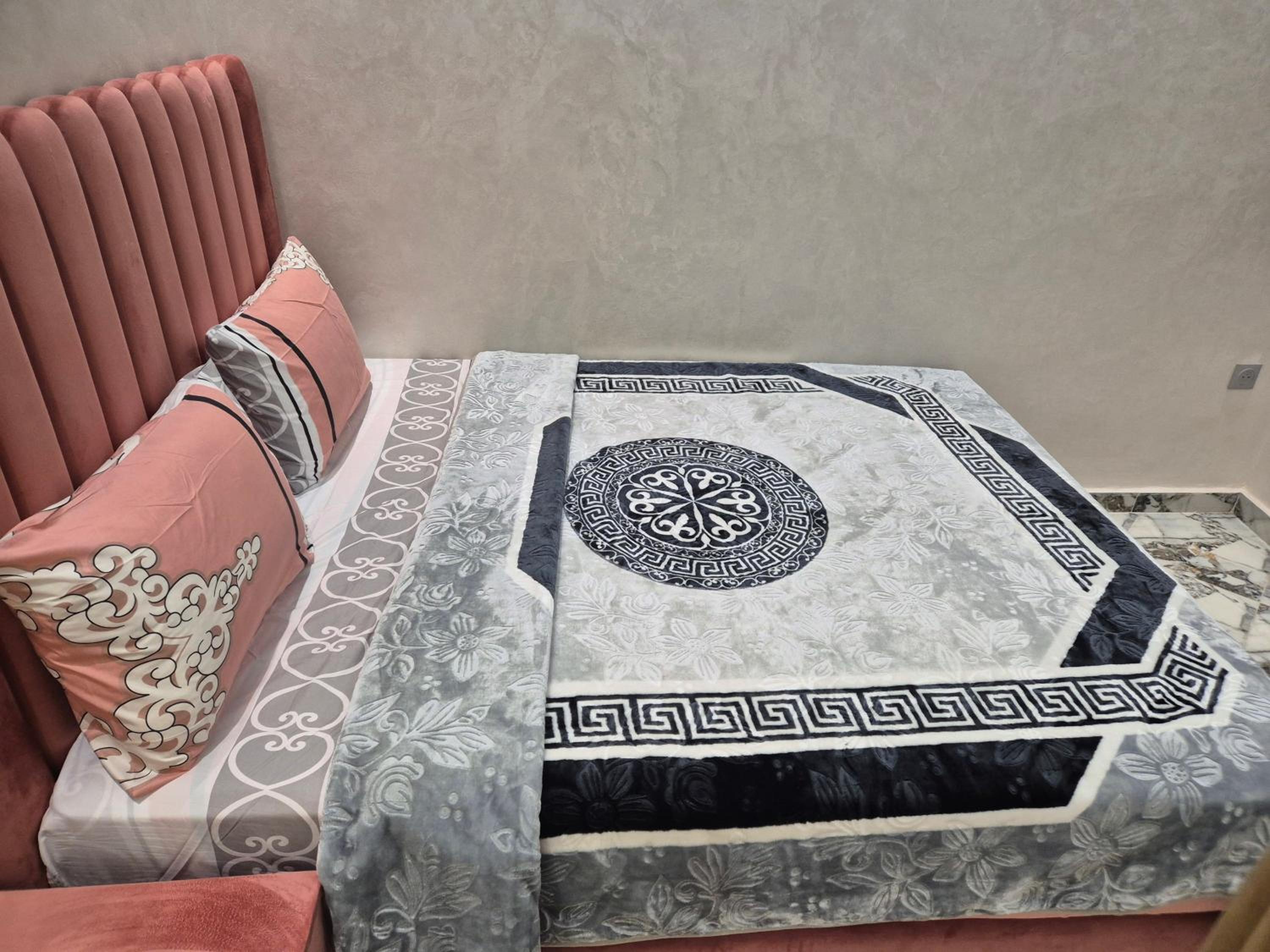 El Méhénni Guéliz JACUZZI 6 Personnes Terrasse Privative