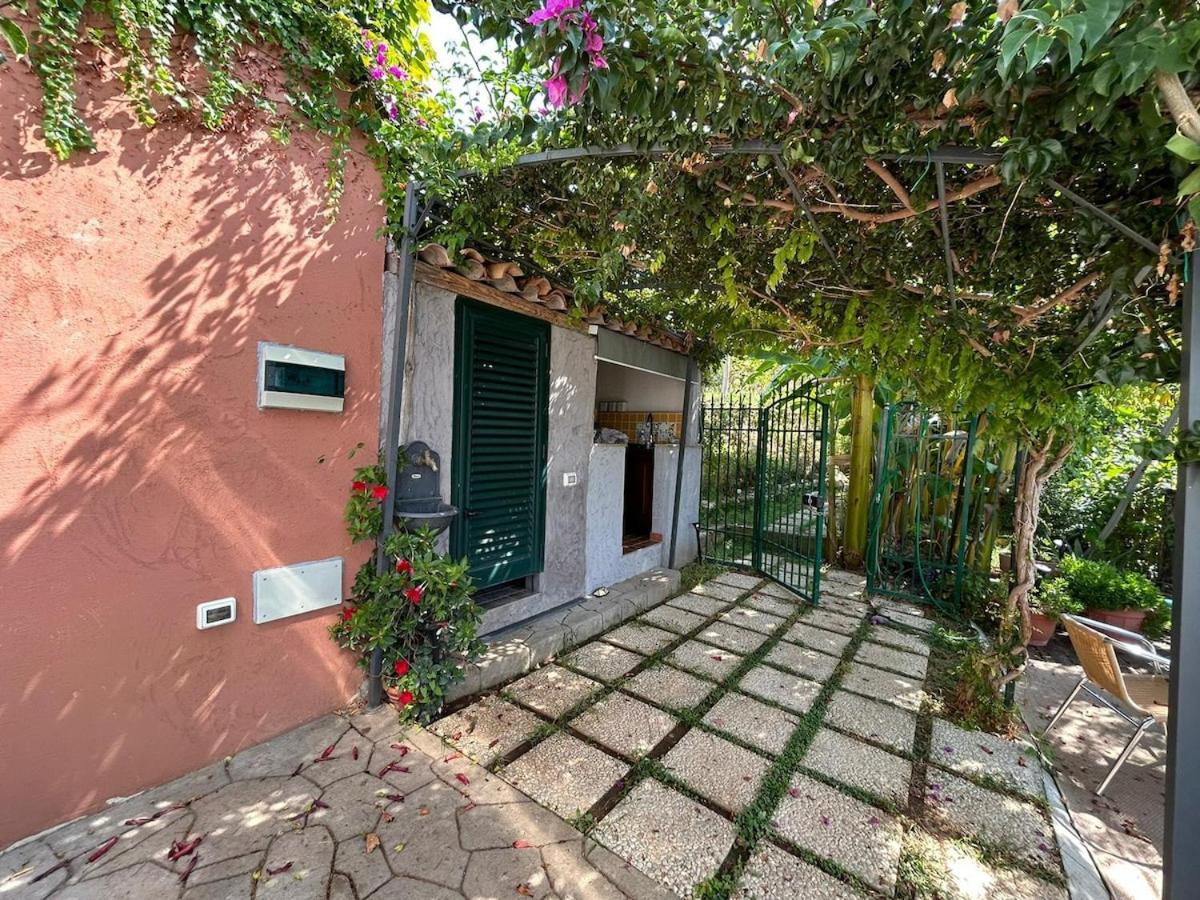 Grande appartamento in casale ristrutturato