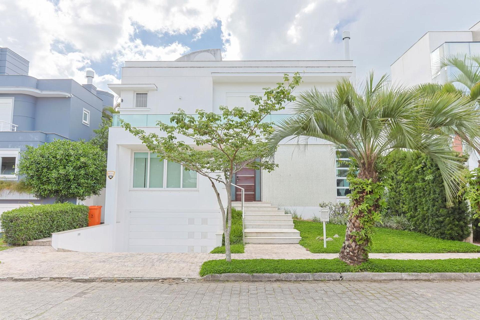 Casa c/ piscina em Jurerê Internacional AT9124