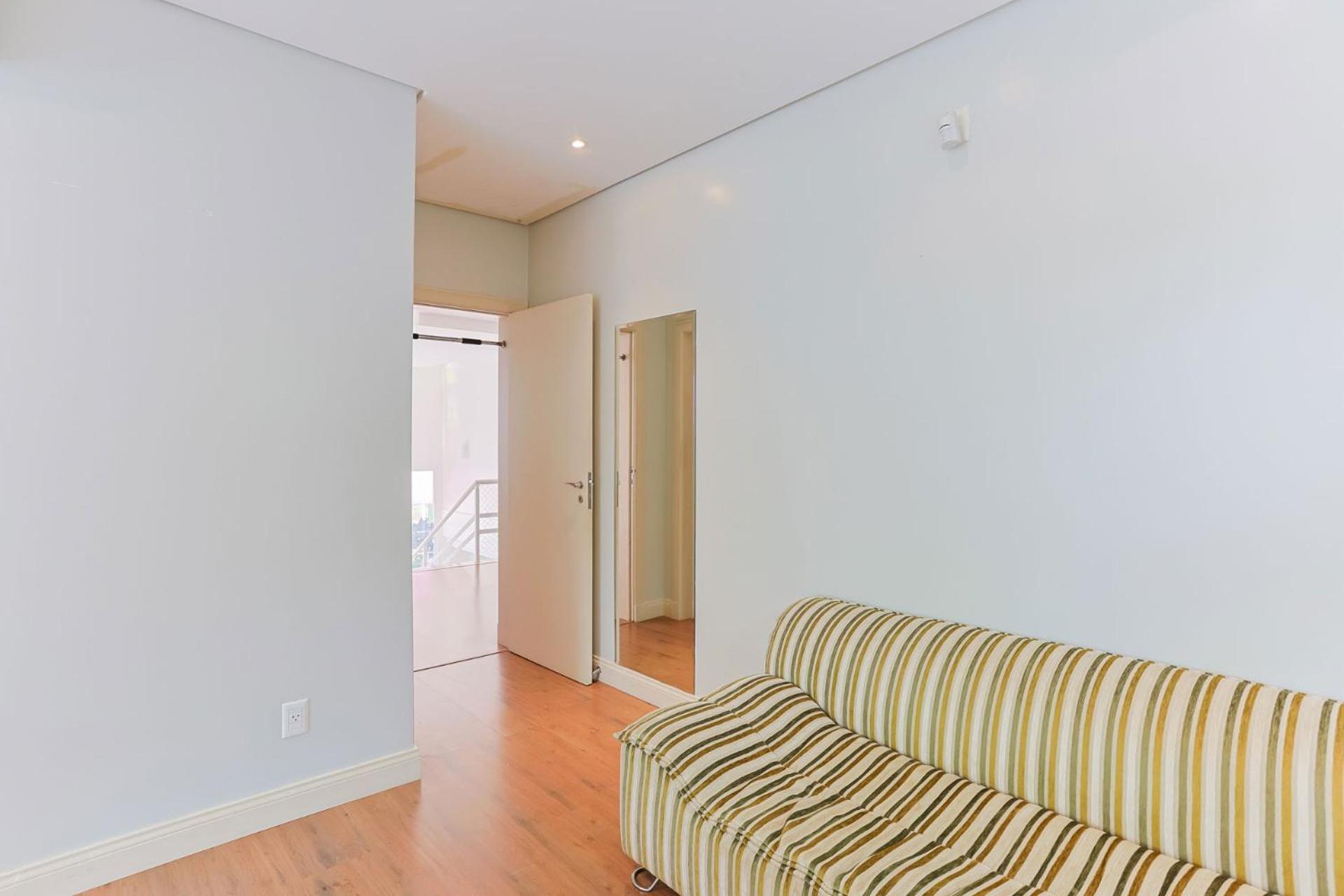 Casa c/ piscina em Jurerê Internacional AT9124