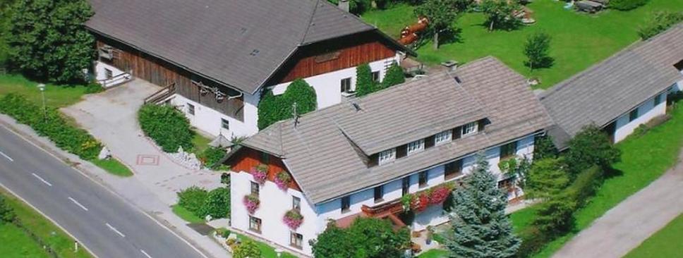 Pöllitzer Hollnhof view 2