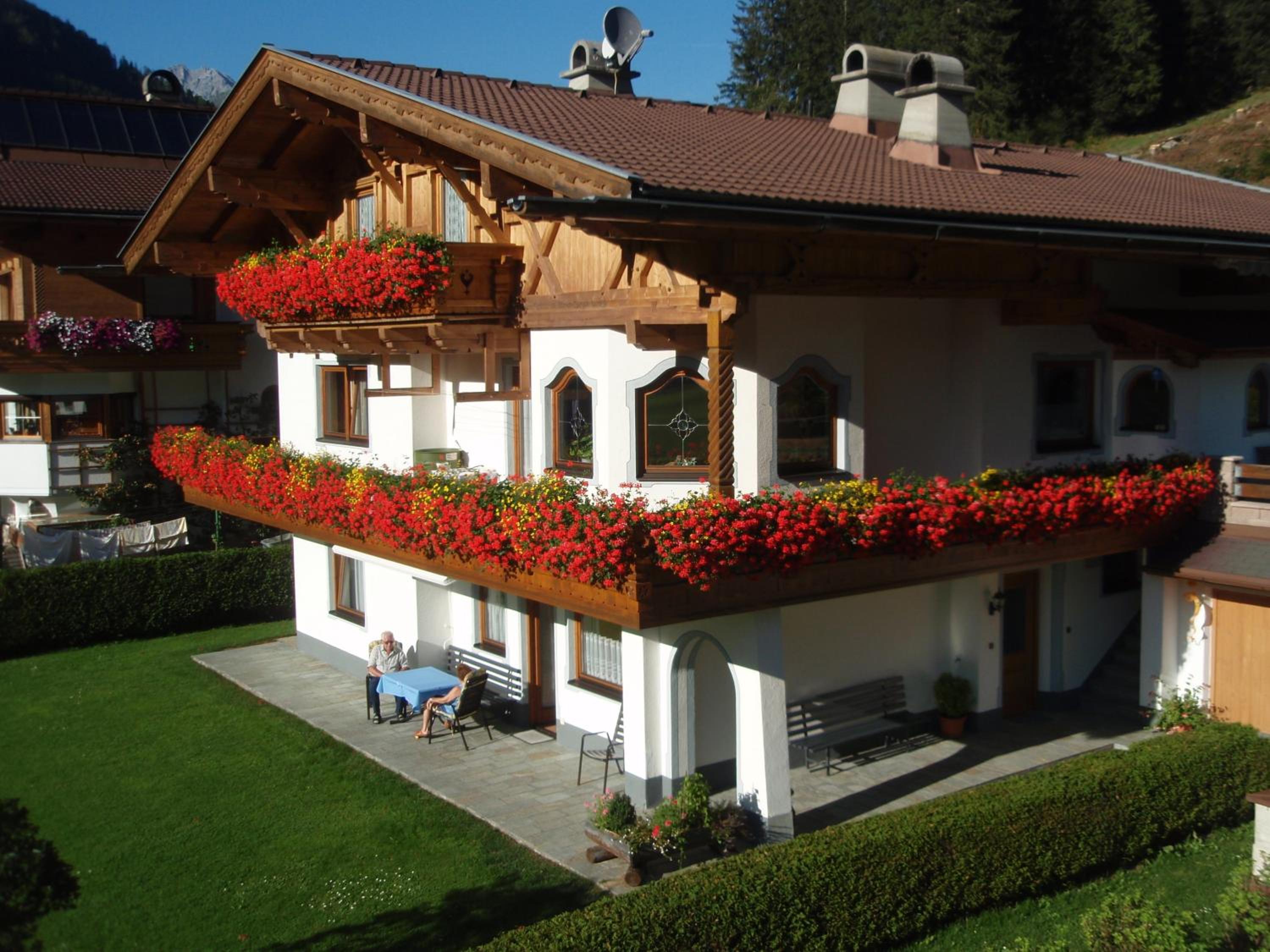 Haus Larcher view 5