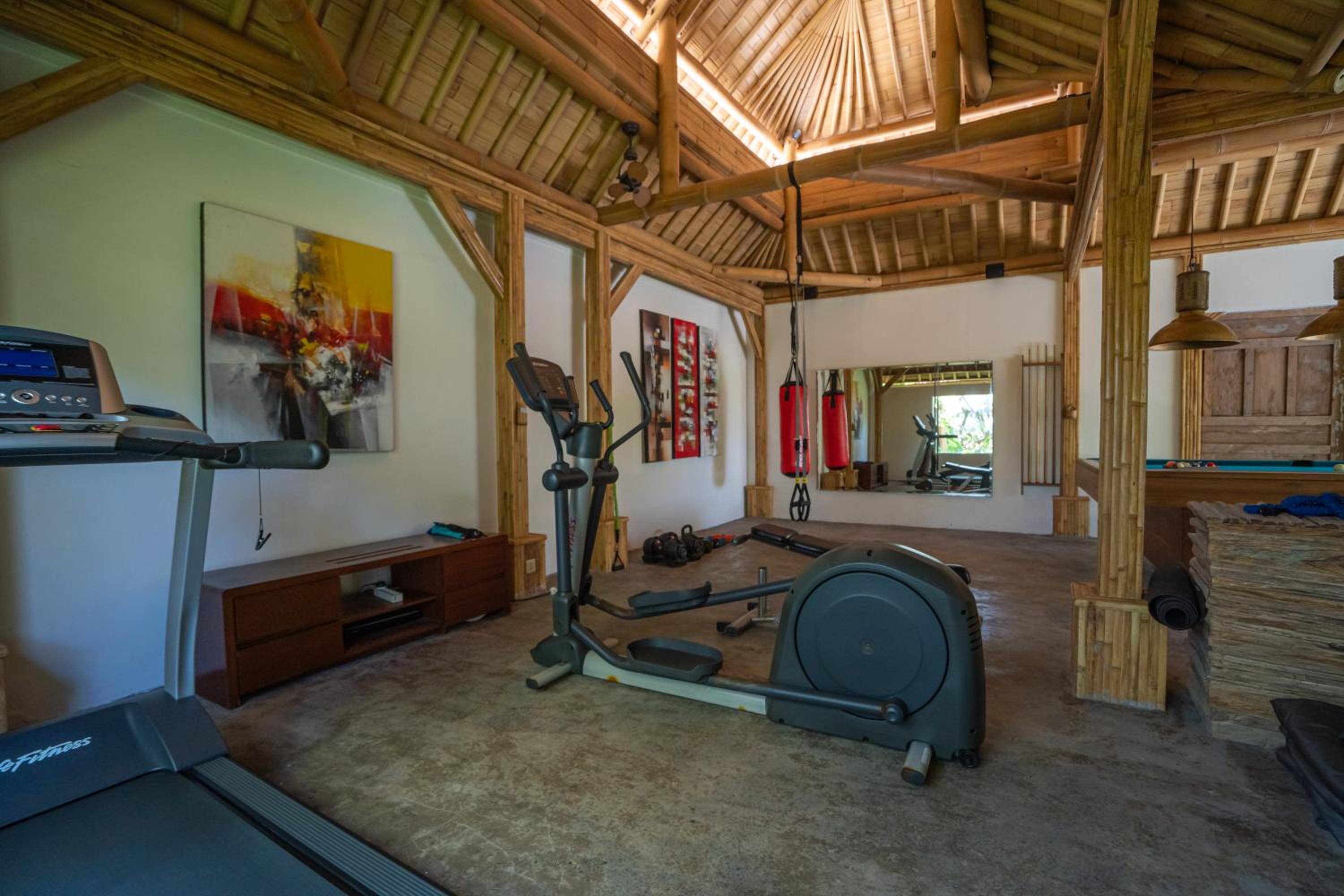 Villa Rosita Oceanfront Villa with Private Chef in Bali
