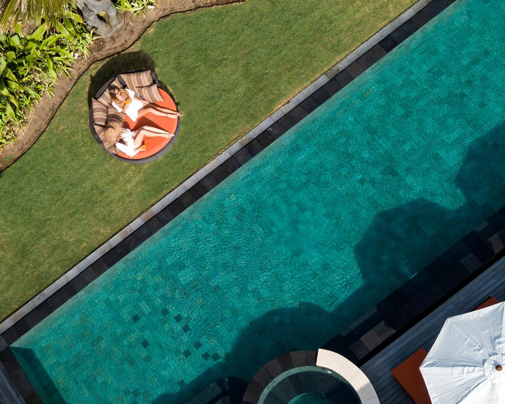 Villa Rosita Oceanfront Villa with Private Chef in Bali
