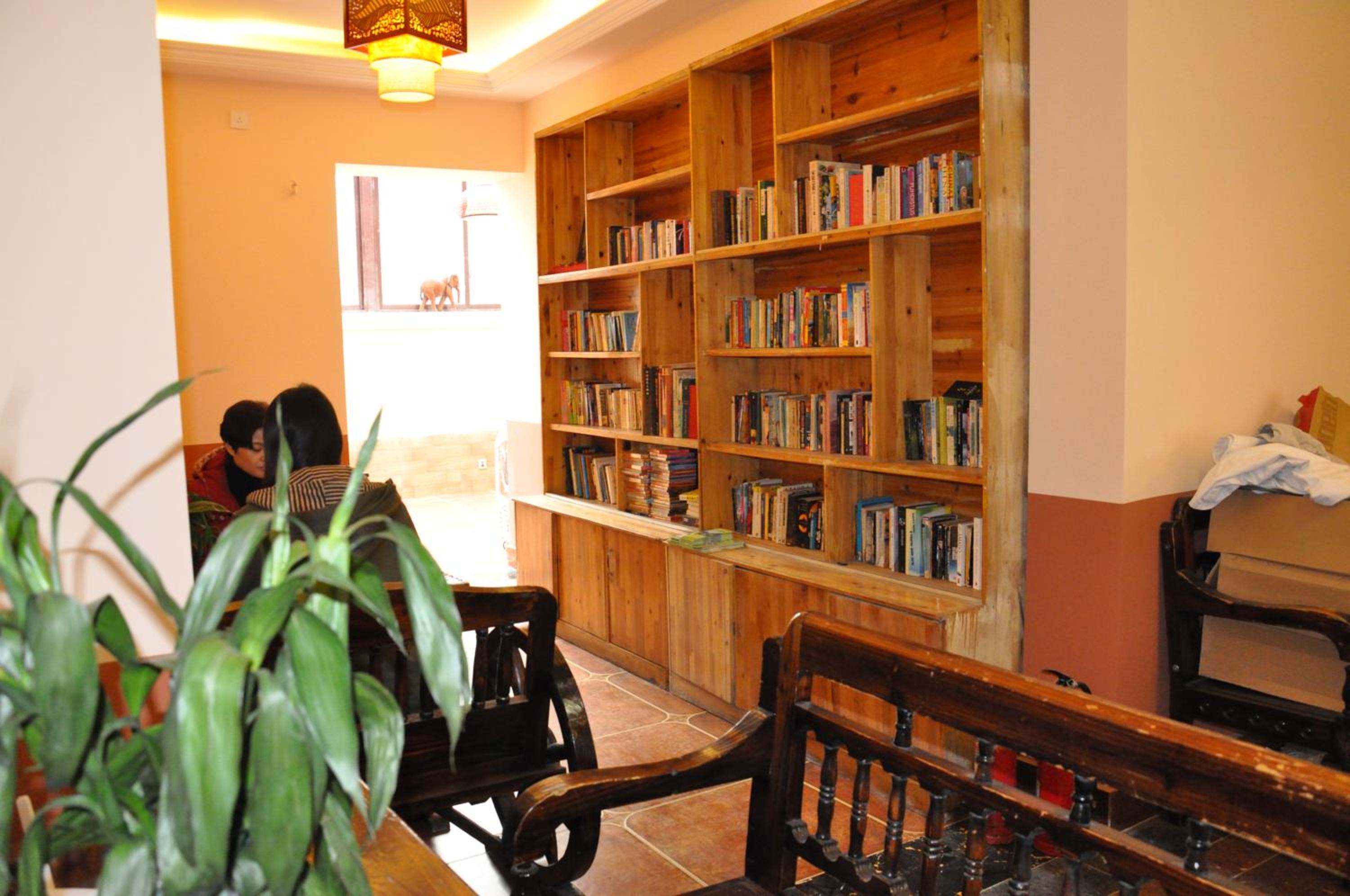 Holly's Hostel