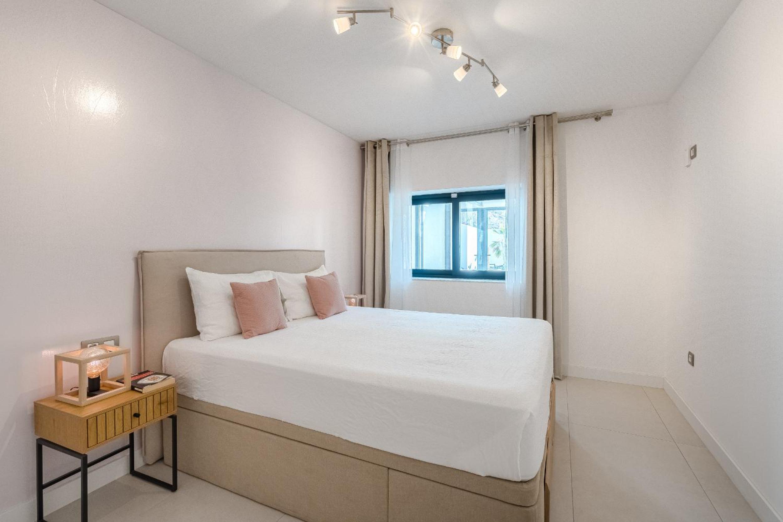 Villa CACTUS Tenerife sud piscine chauffée 10 personnes