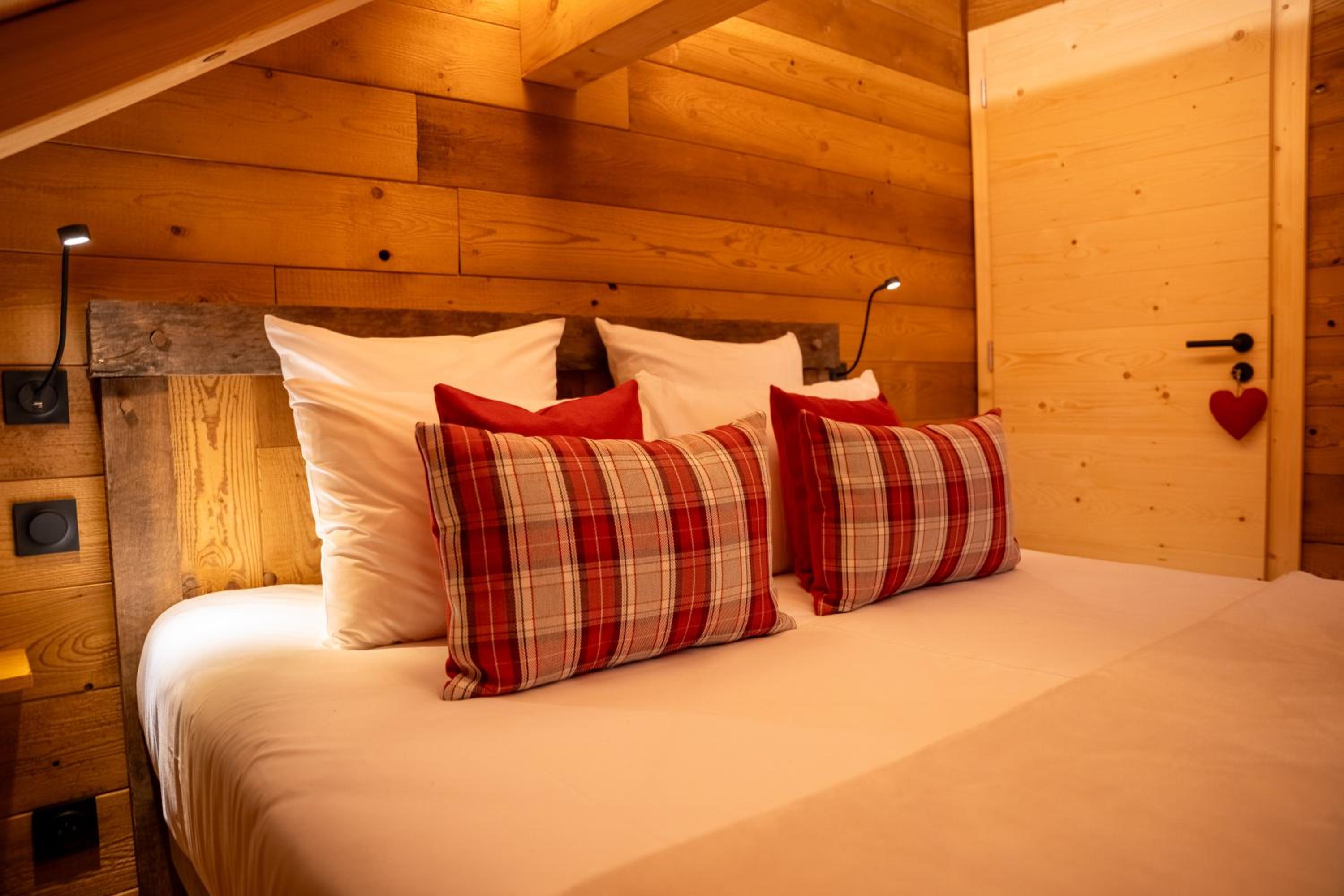 Chalet Les Cimes - Sauna - Jacuzzi