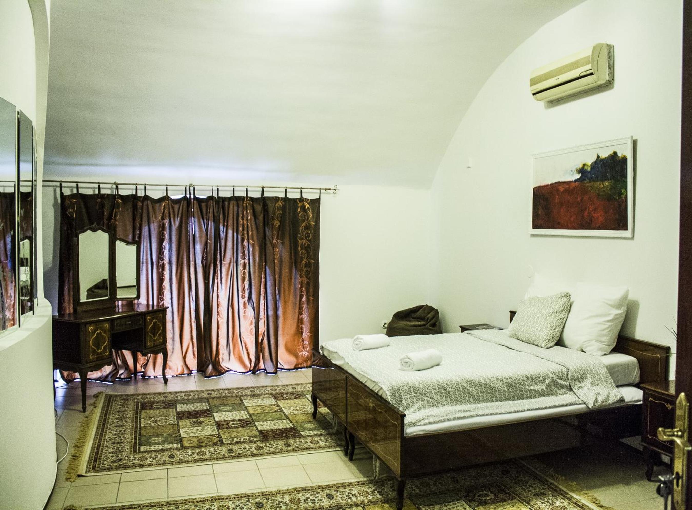 Travel Inn Apartments view 3