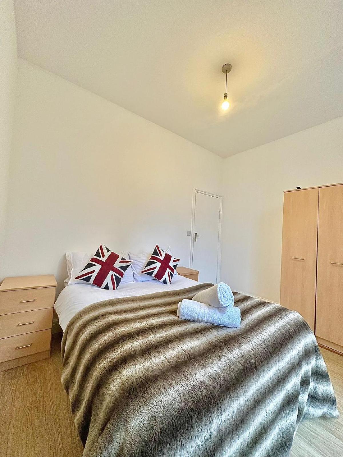 Ladbroke Grove apartment