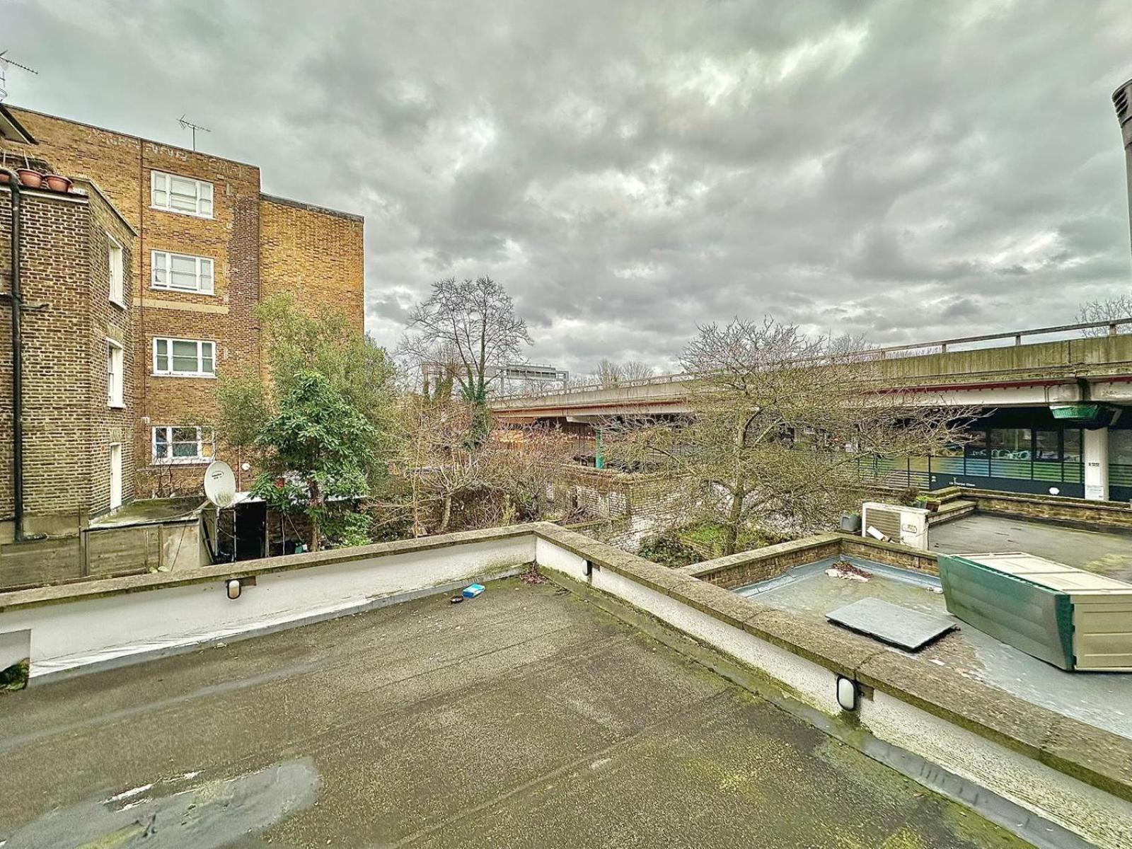 Ladbroke Grove apartment