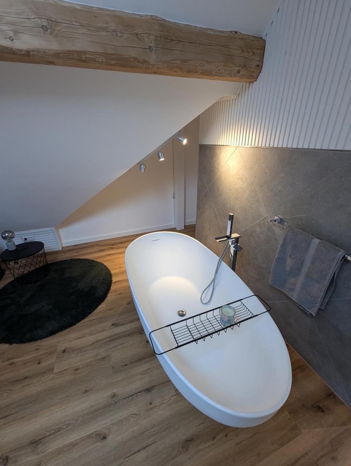 Ferienwohnung H1 Winterberg mit Sauna 8 Personen 4 Schlafzimmer