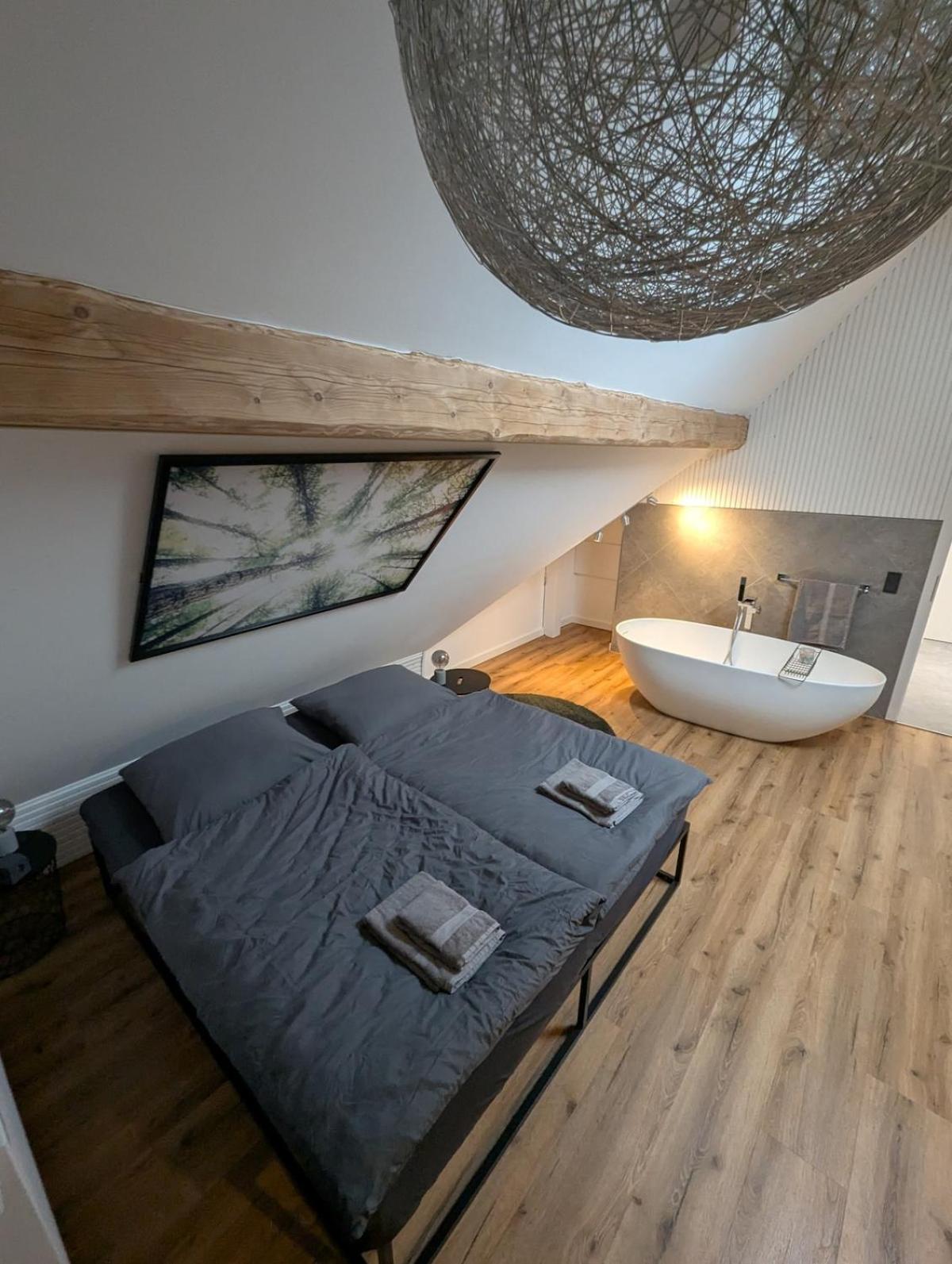 Ferienwohnung H1 Winterberg mit Sauna 8 Personen 4 Schlafzimmer