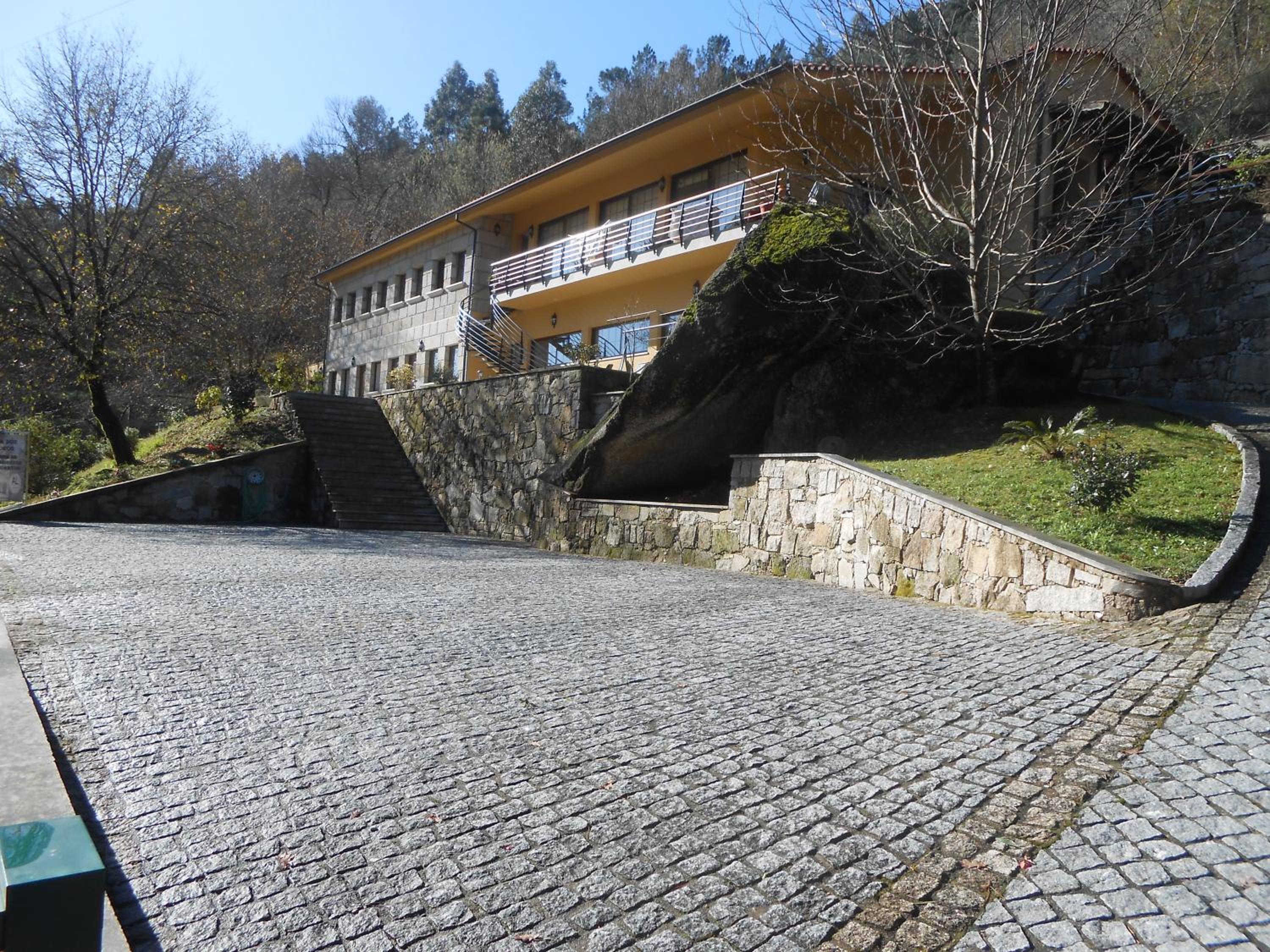 Photo 48