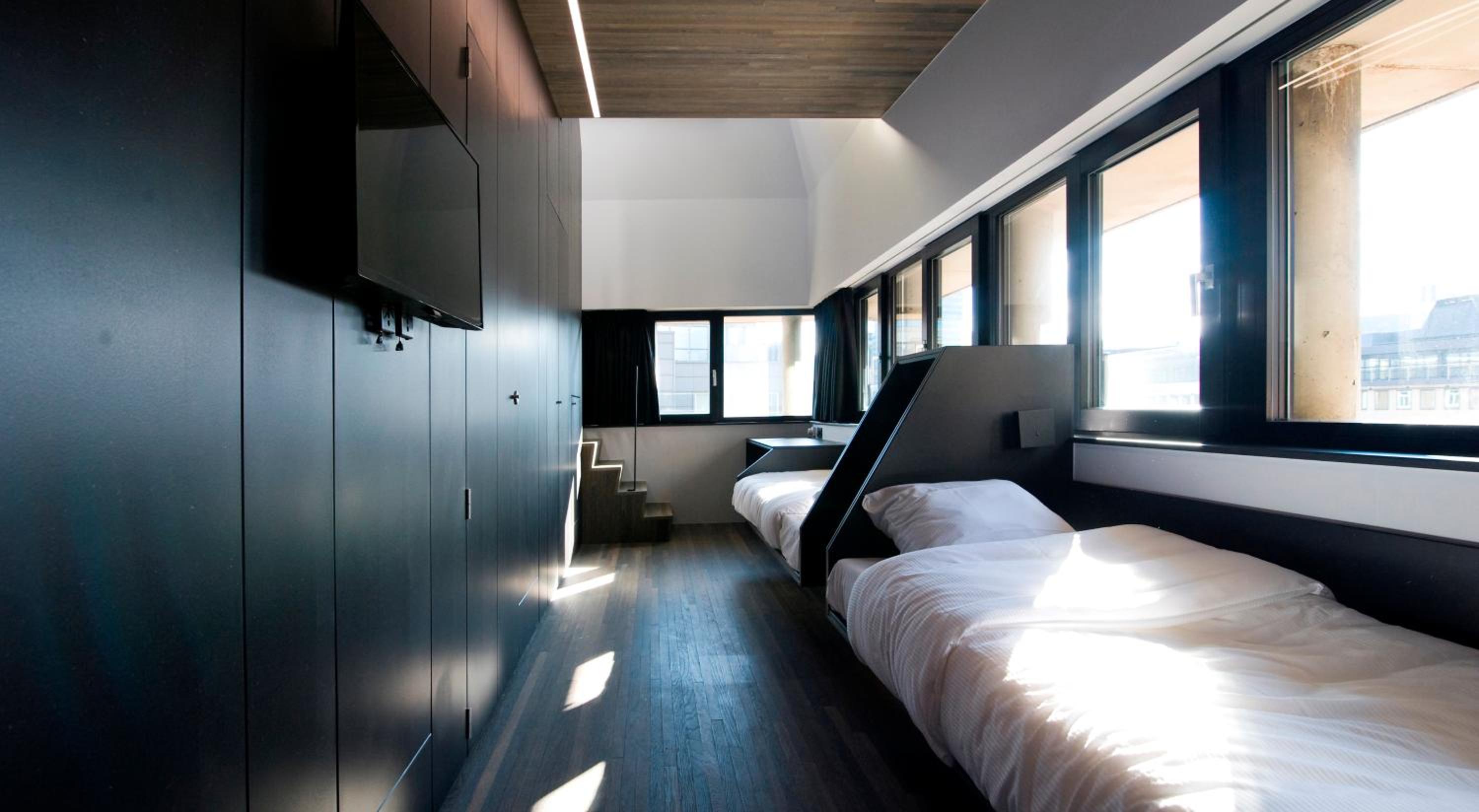 Sleep Well Youth Hostel