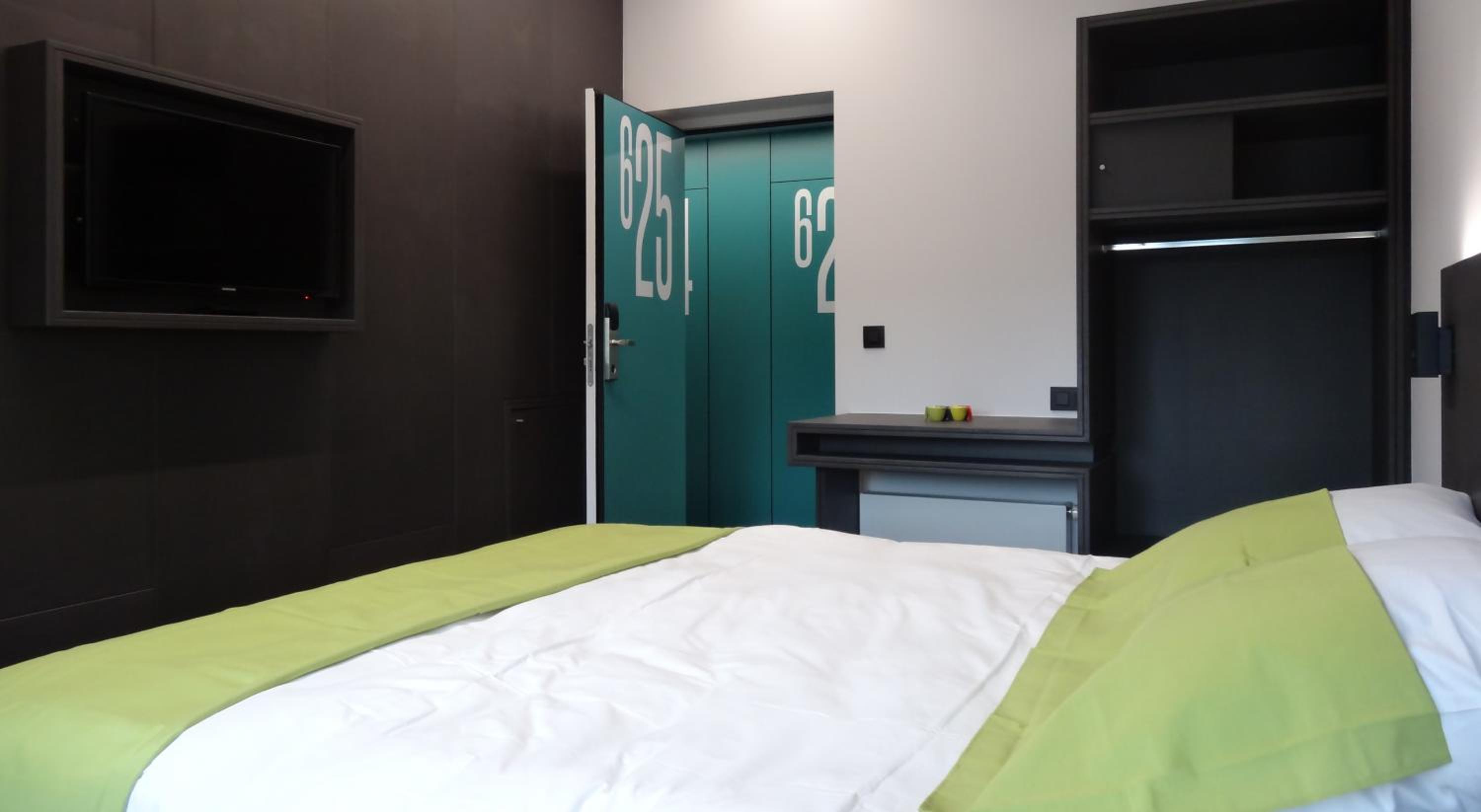 Sleep Well Youth Hostel