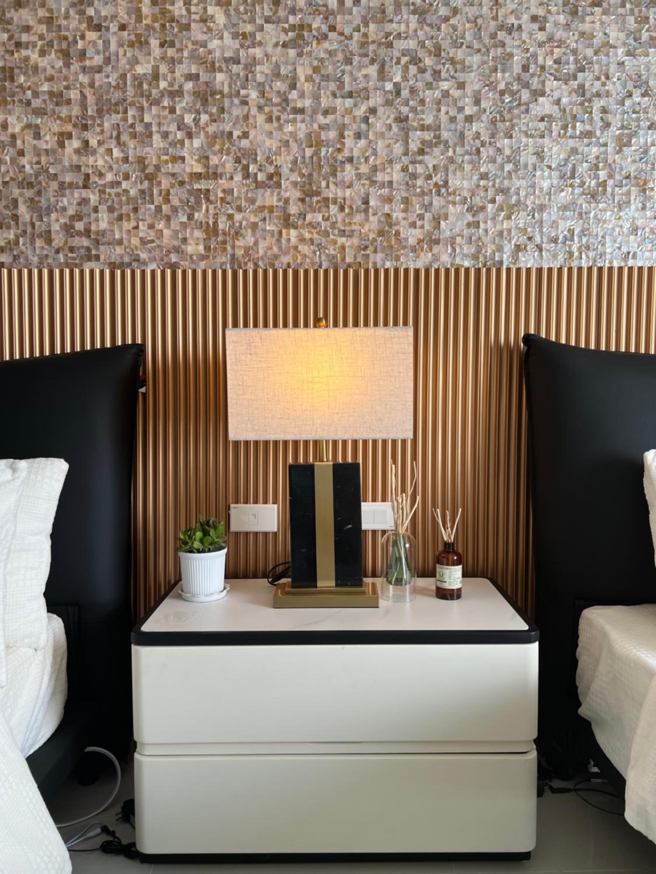 Luxurious Style Apartment cross to Okada and near City of Dreams, Solaire, MOA, and Airport