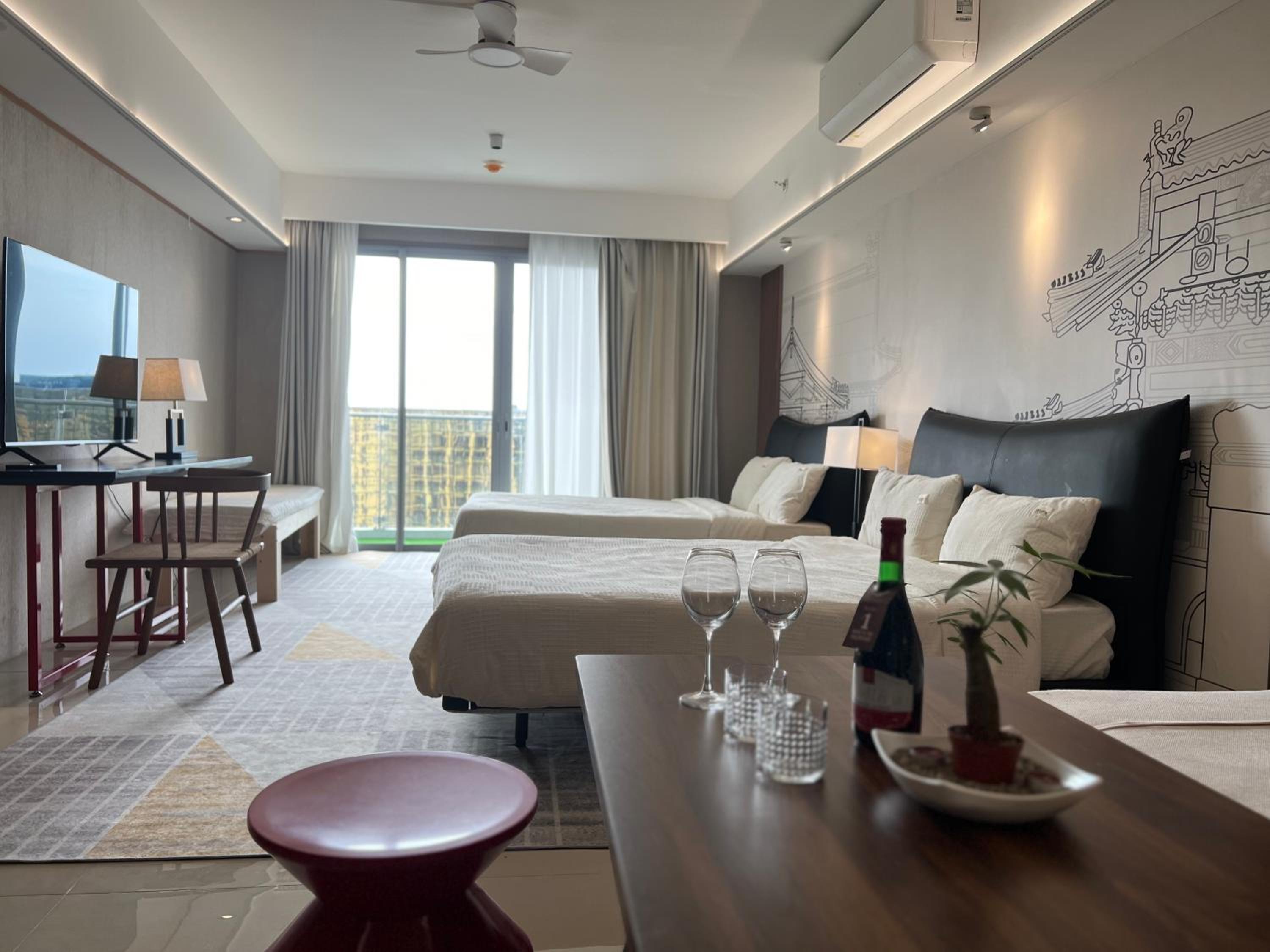 Luxurious Style Apartment cross to Okada and near City of Dreams, Solaire, MOA, and Airport