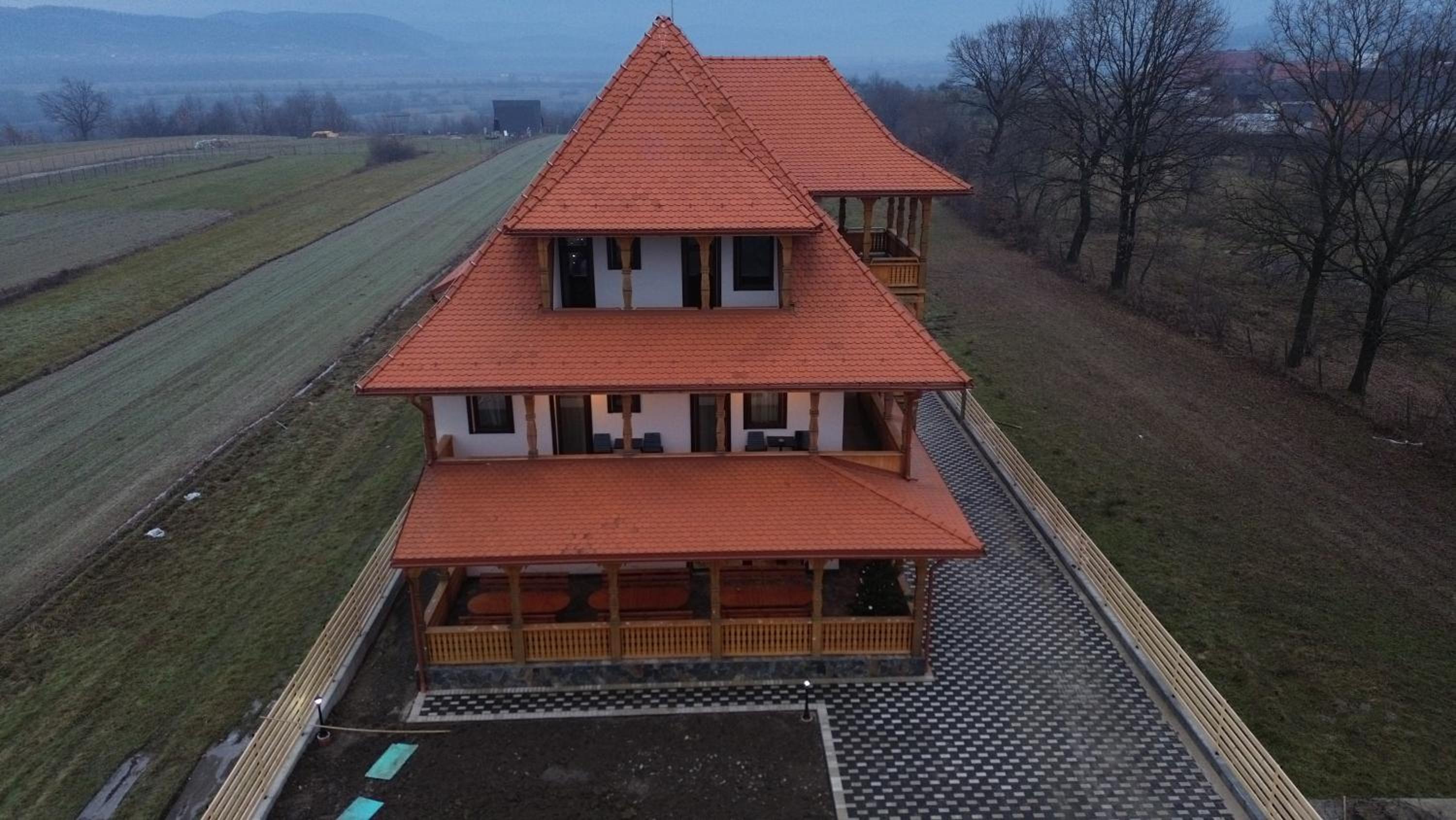 Zestrea Maramureșului Săpânța
