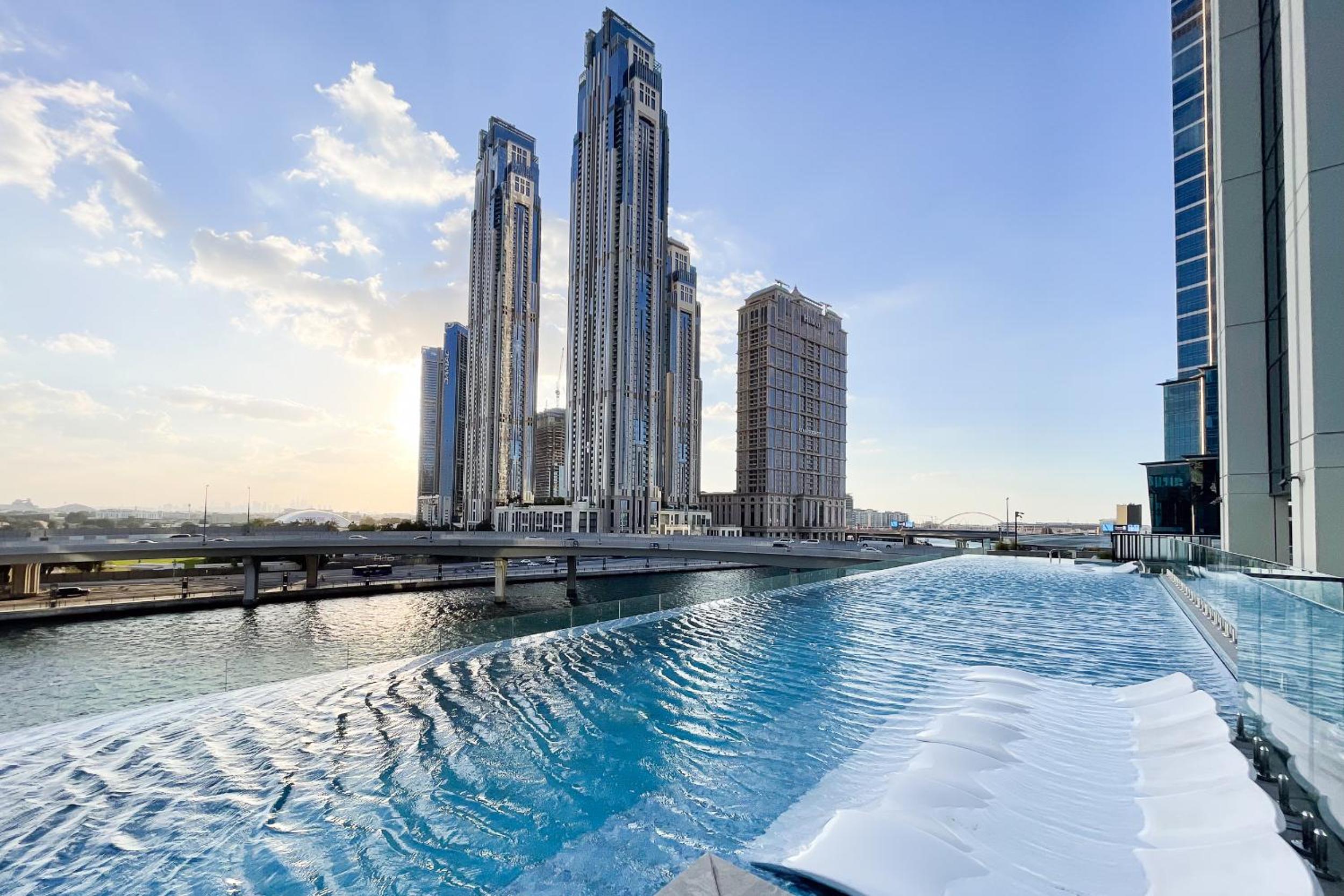 Simply Comfort Vacation Homes Rental in Missoni Top Floor with Sea, Canal and Burj Khalifa Views