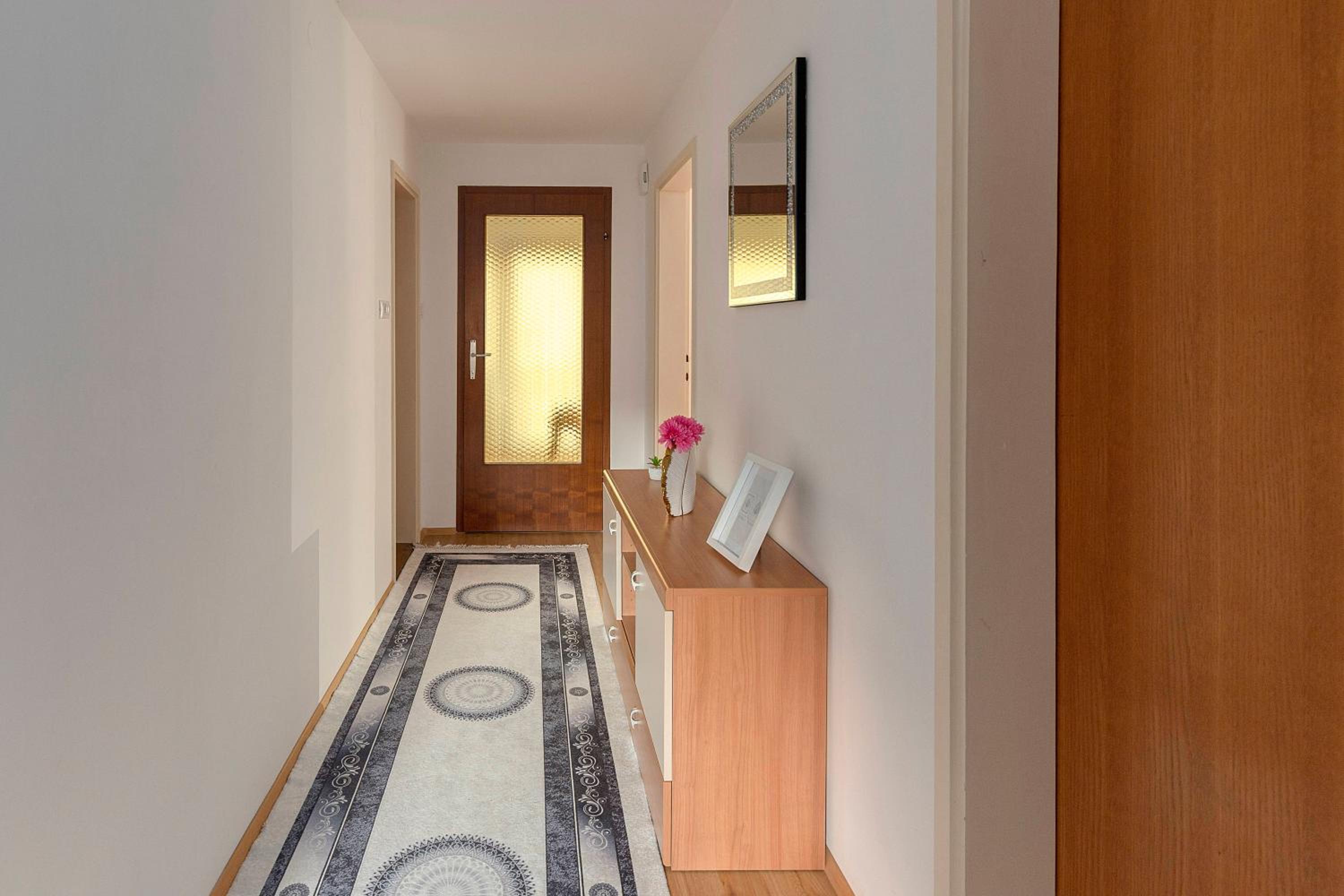 Apt Regina with balcony and parking