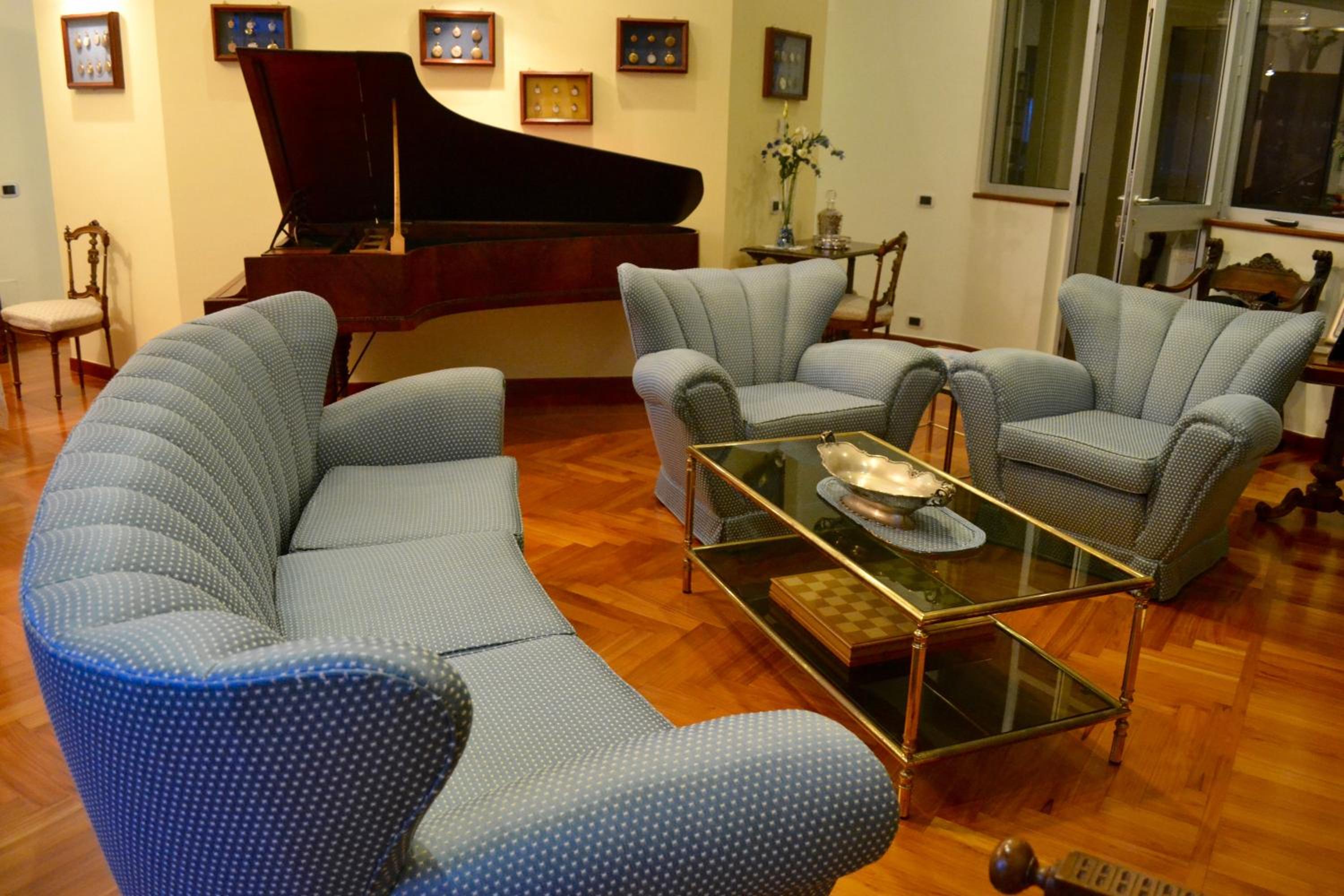 lounge