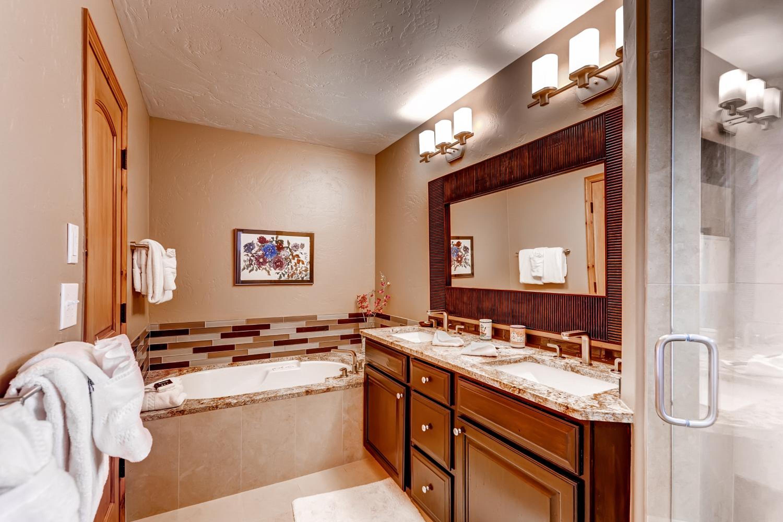 Arrowhead Village, A Vail Resorts Property, photo 40