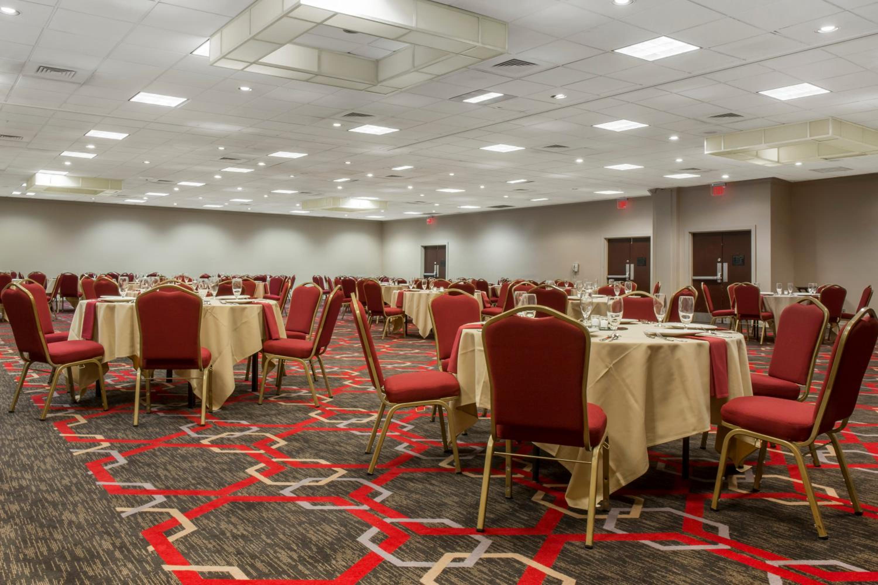 Lexington Vacations - Quality Inn Lexington -Horse Park - Property Image 16