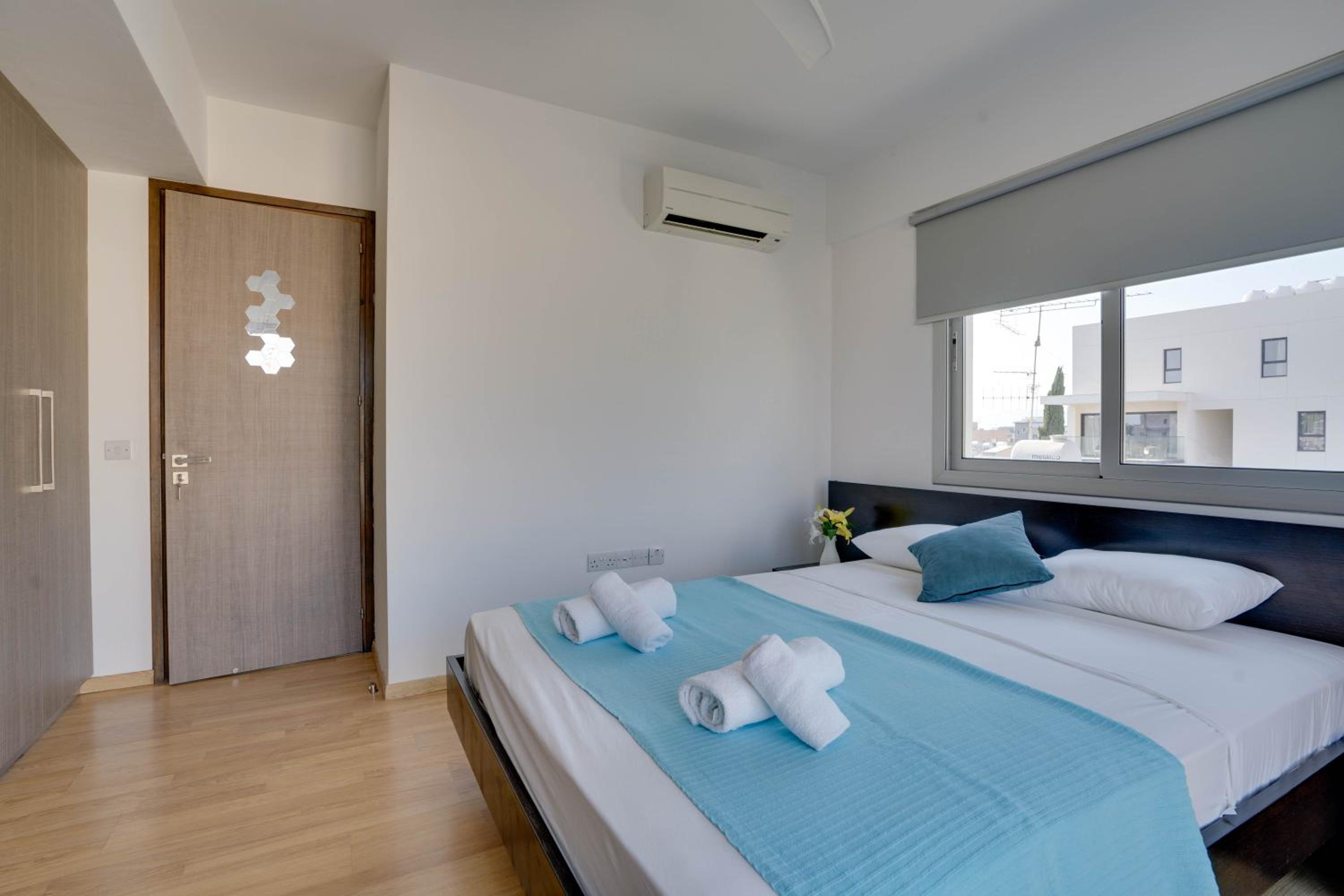Spacious Modern 3bd Apt in Prestigious Engomi