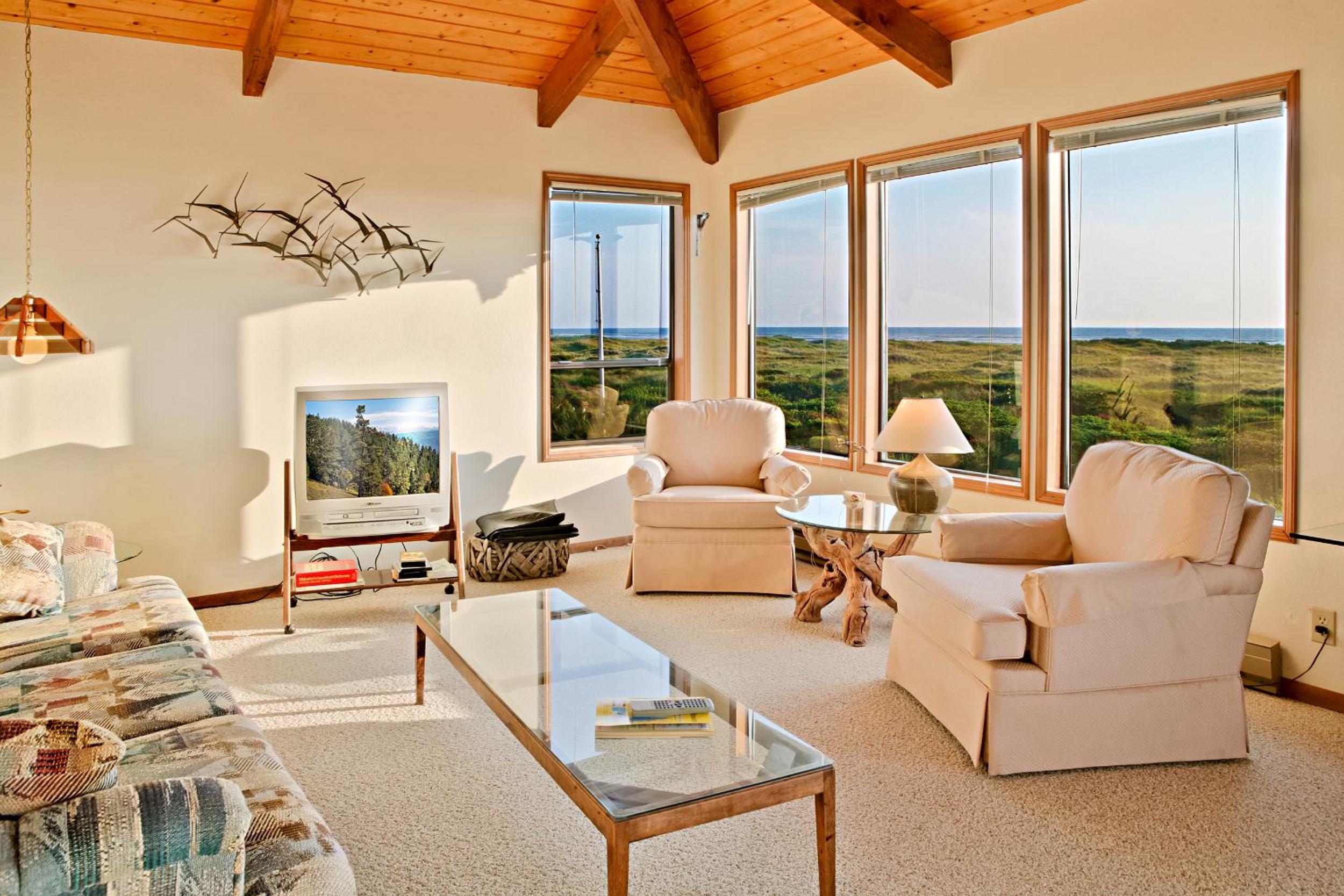 Haven Hideaway - Ocean Views from Every Room