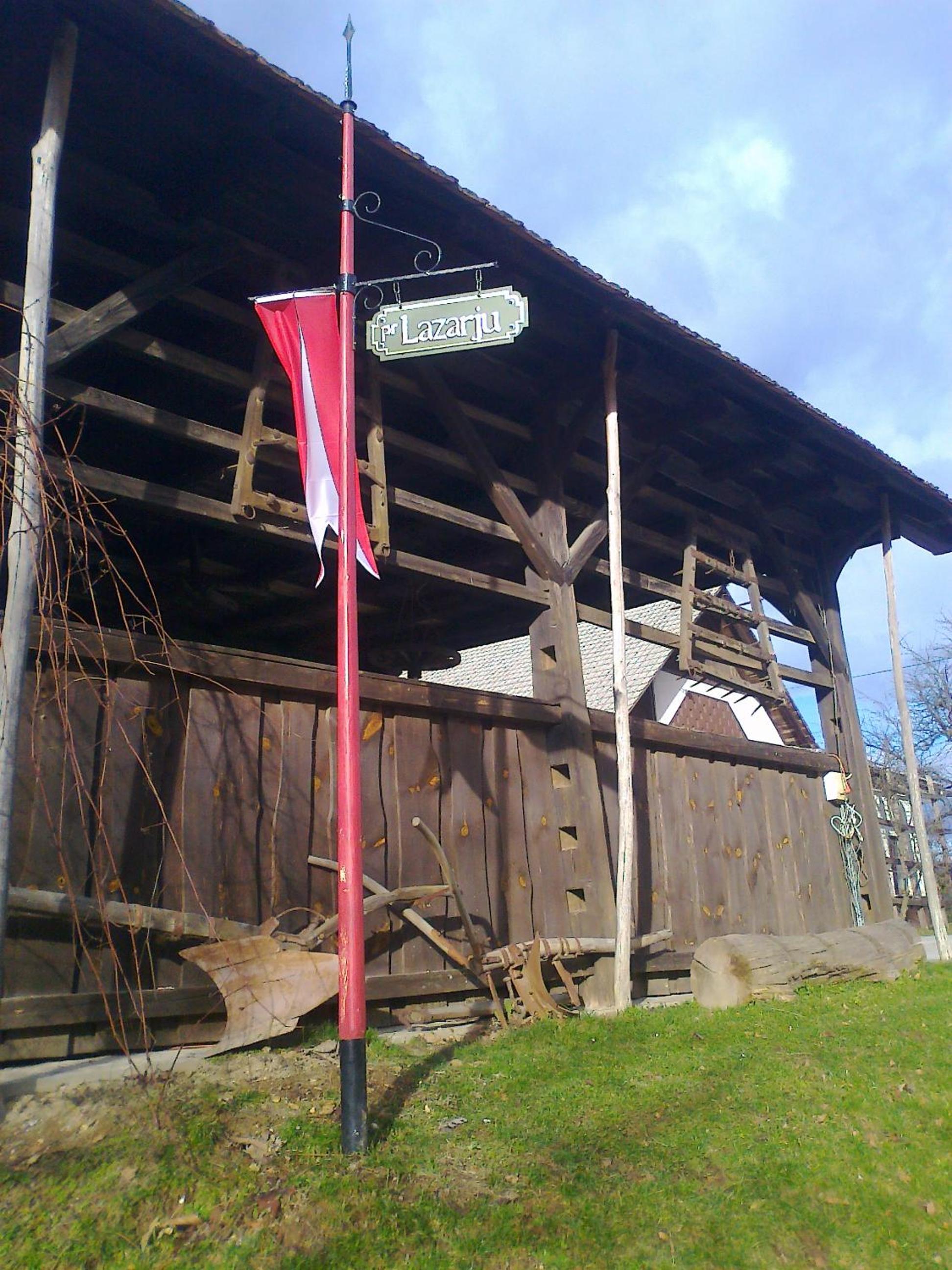 Photo 11