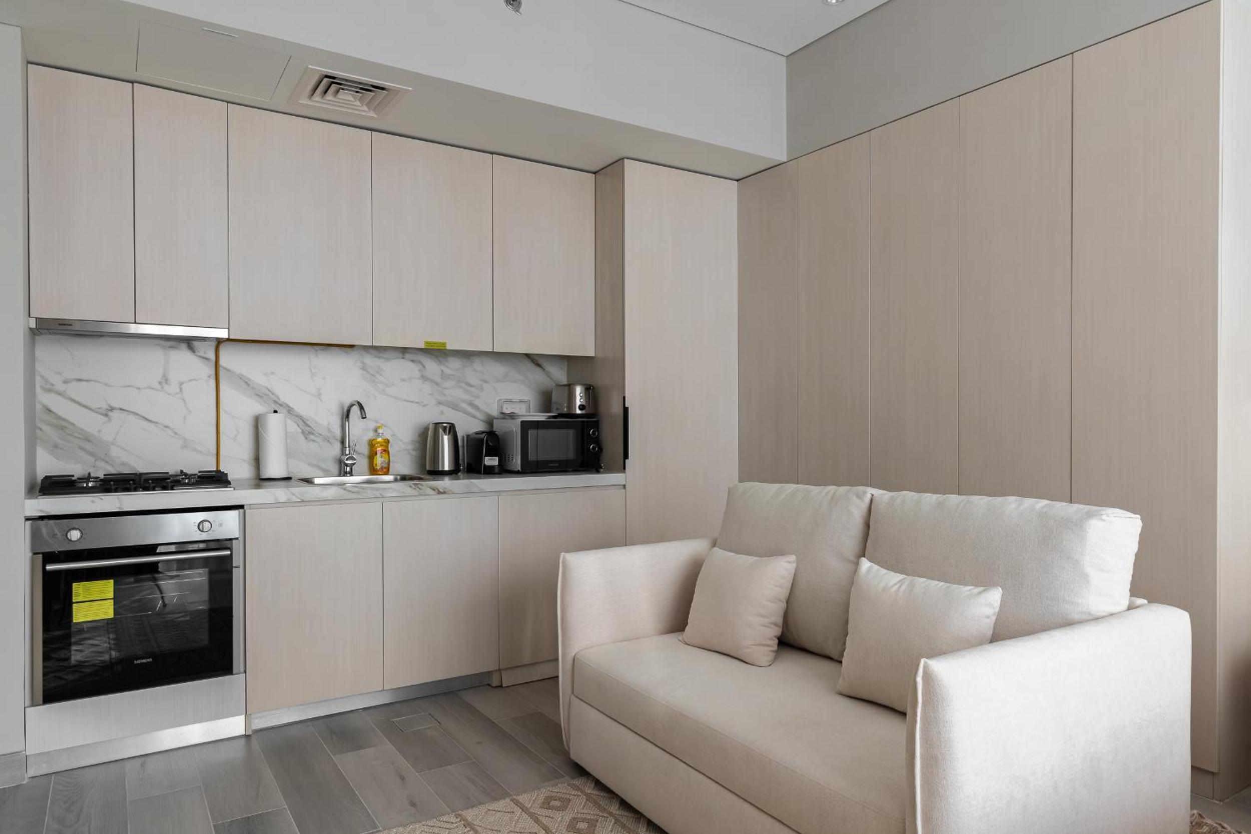 Condor Marina Star, Dubai Marina by SIMPLY COMFORT