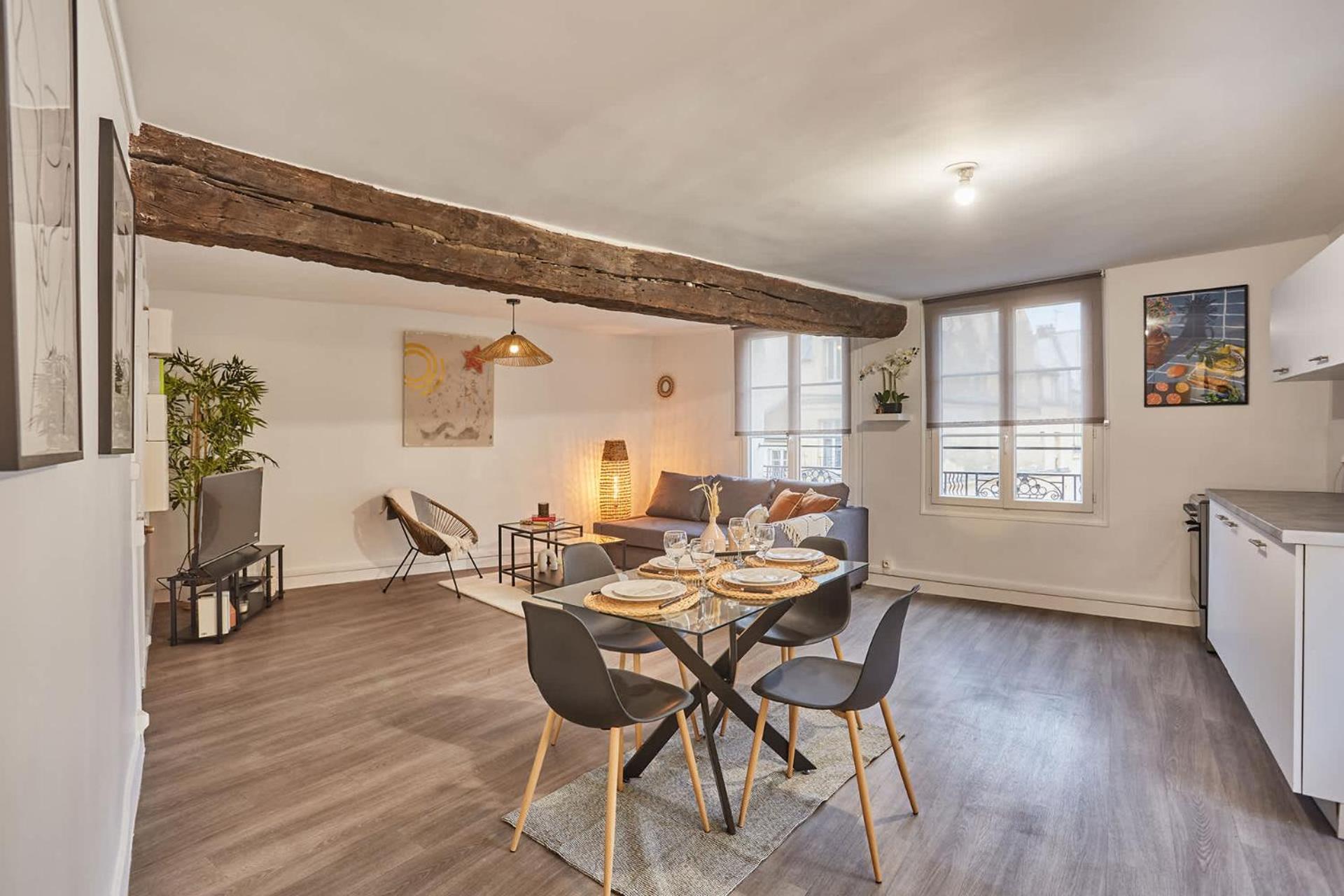 Superb apartment in the center of Paris by Stusioprestige