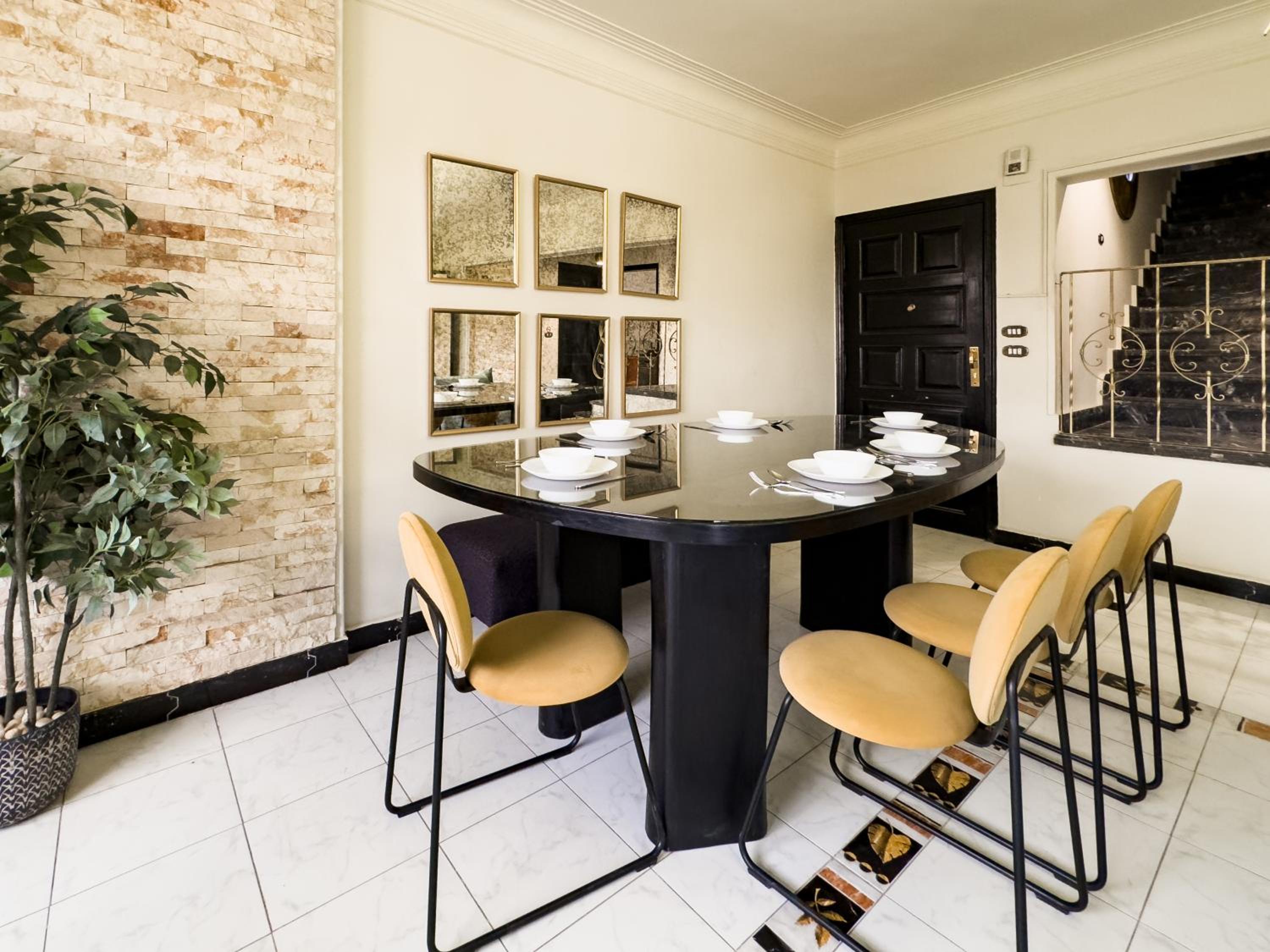 Cozy vintage duplex Khan -khan luxe residence pyramids view