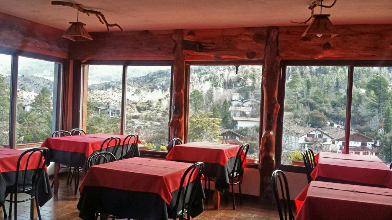 Hosteria El Ceibo