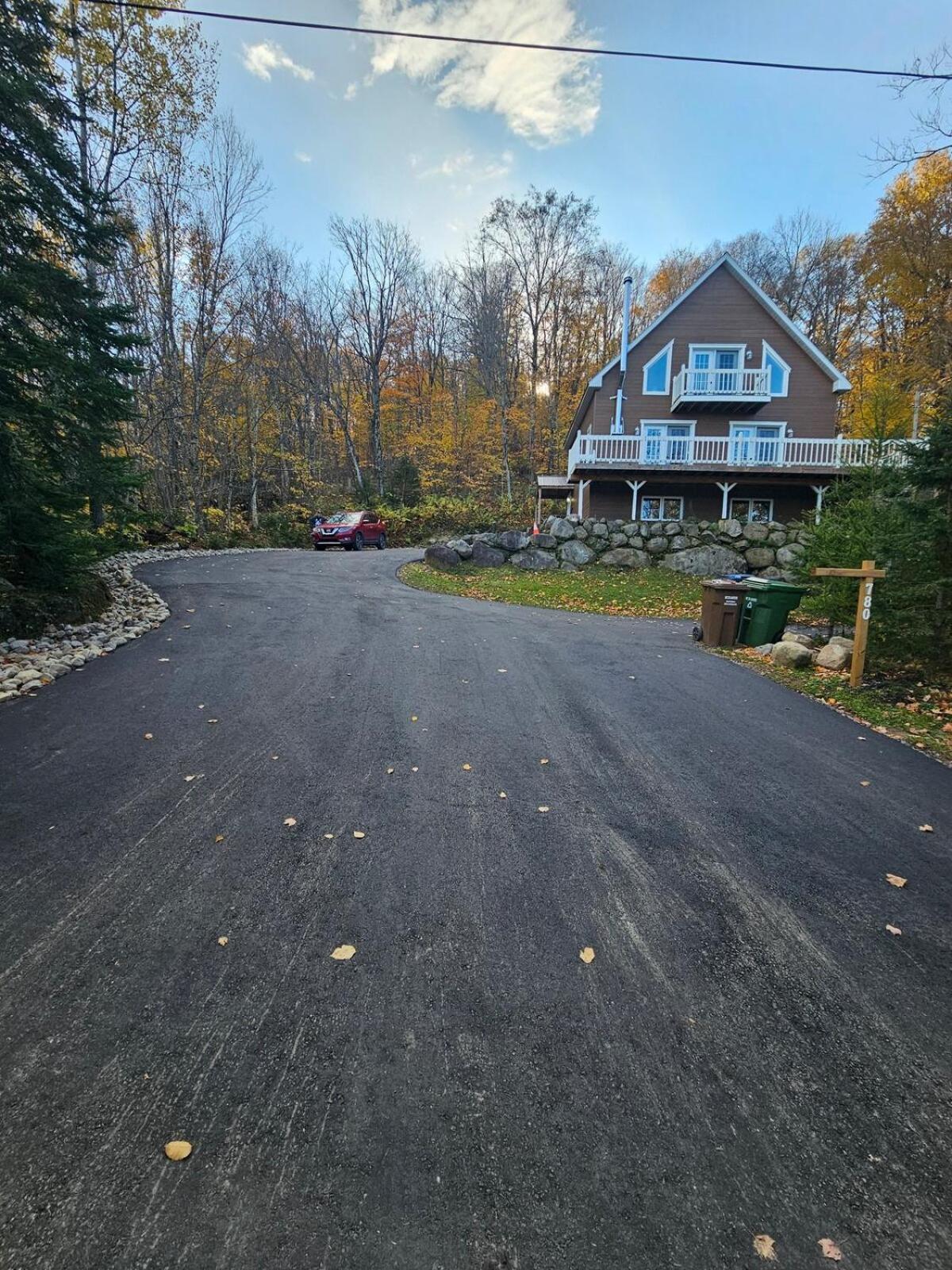 Yomi Chalet