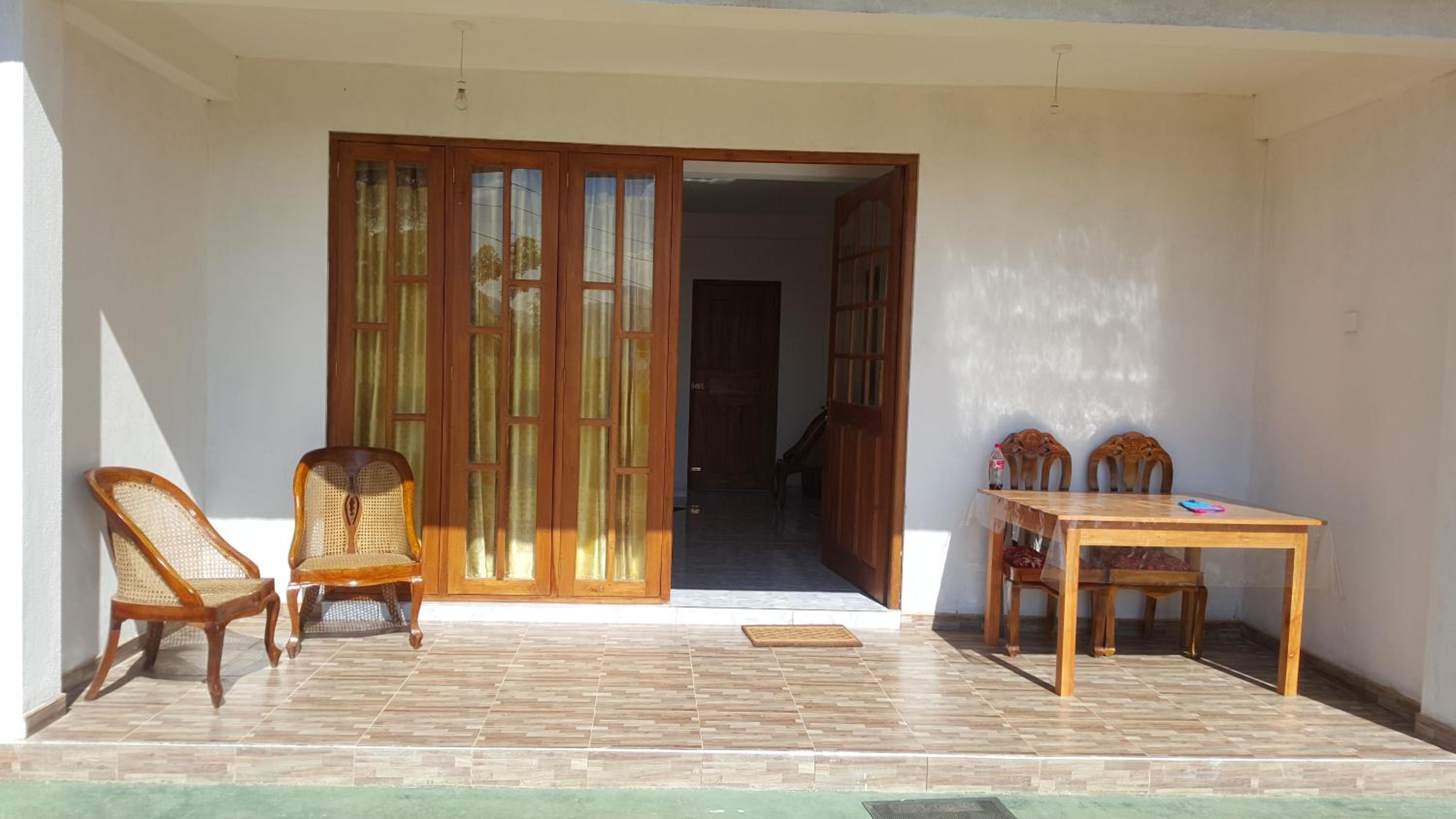 Ella Mountain Palace