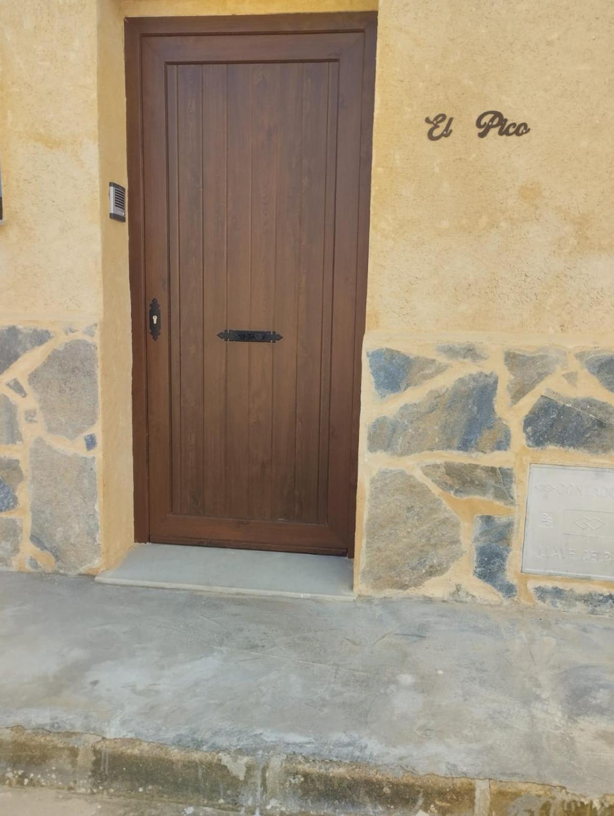 Alojamientos Rurales El Rincón del Pico