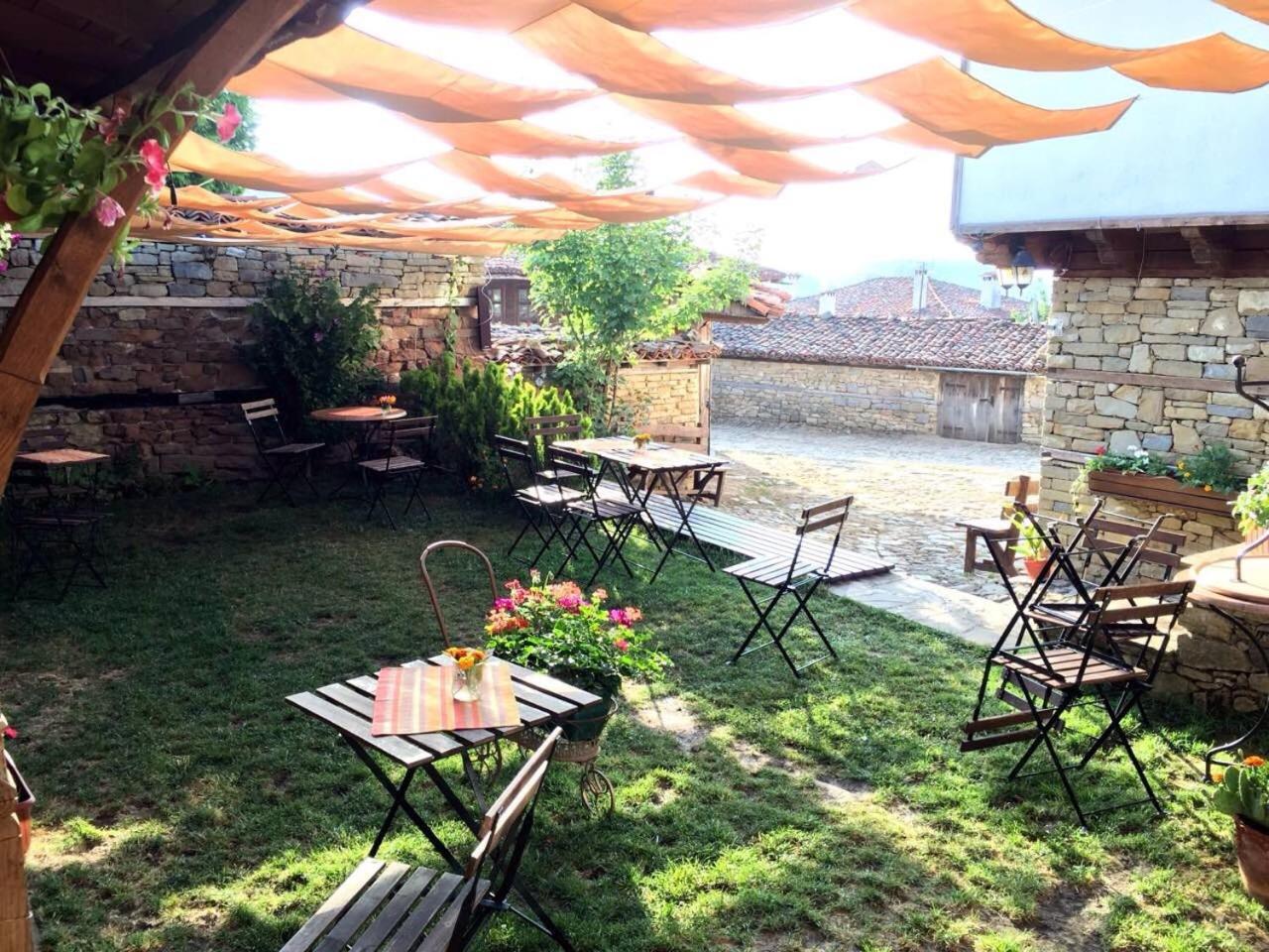 Guest House Dimcho Kehaia's Cafe