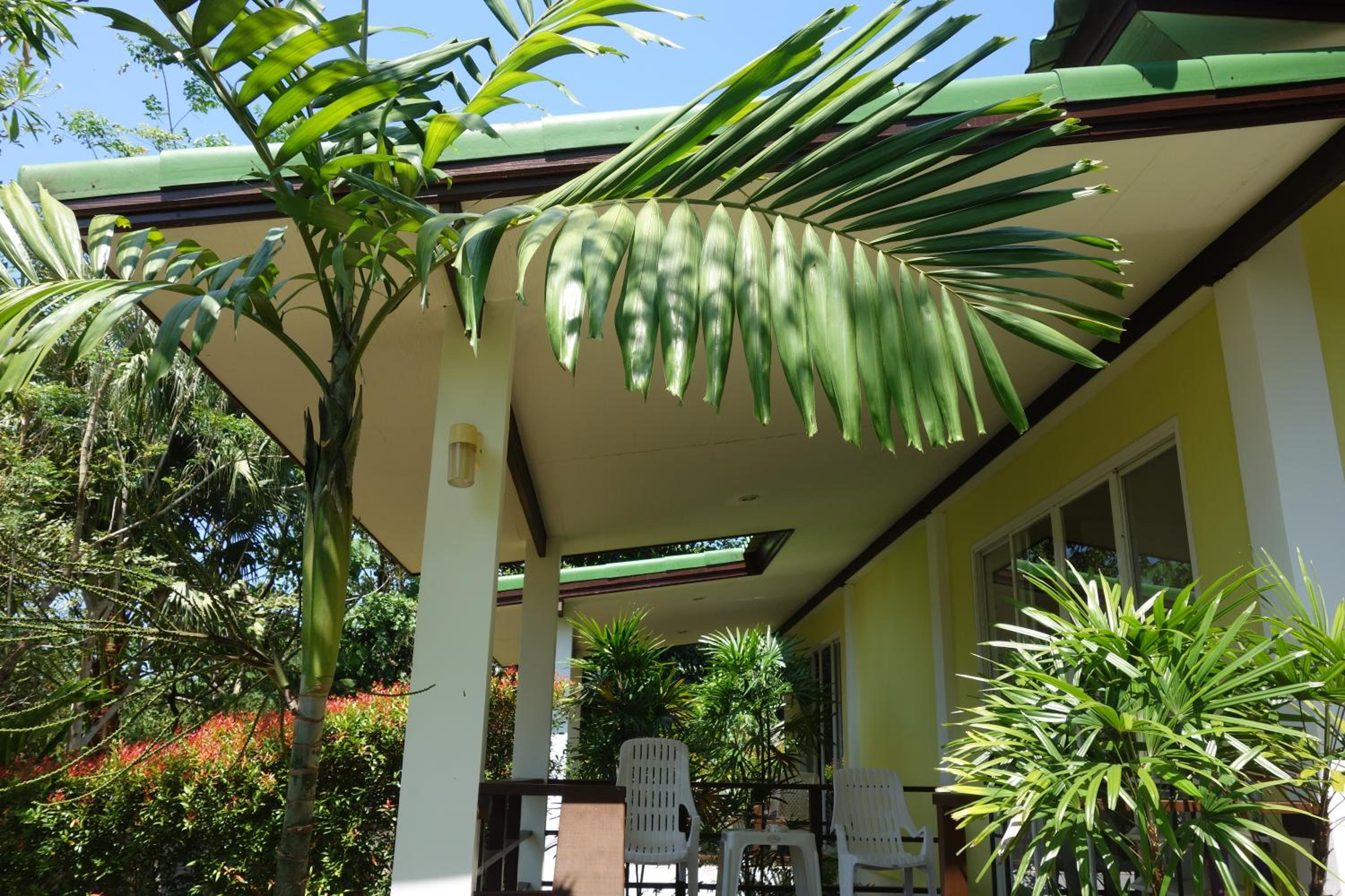 Khaolak Hillside Villa