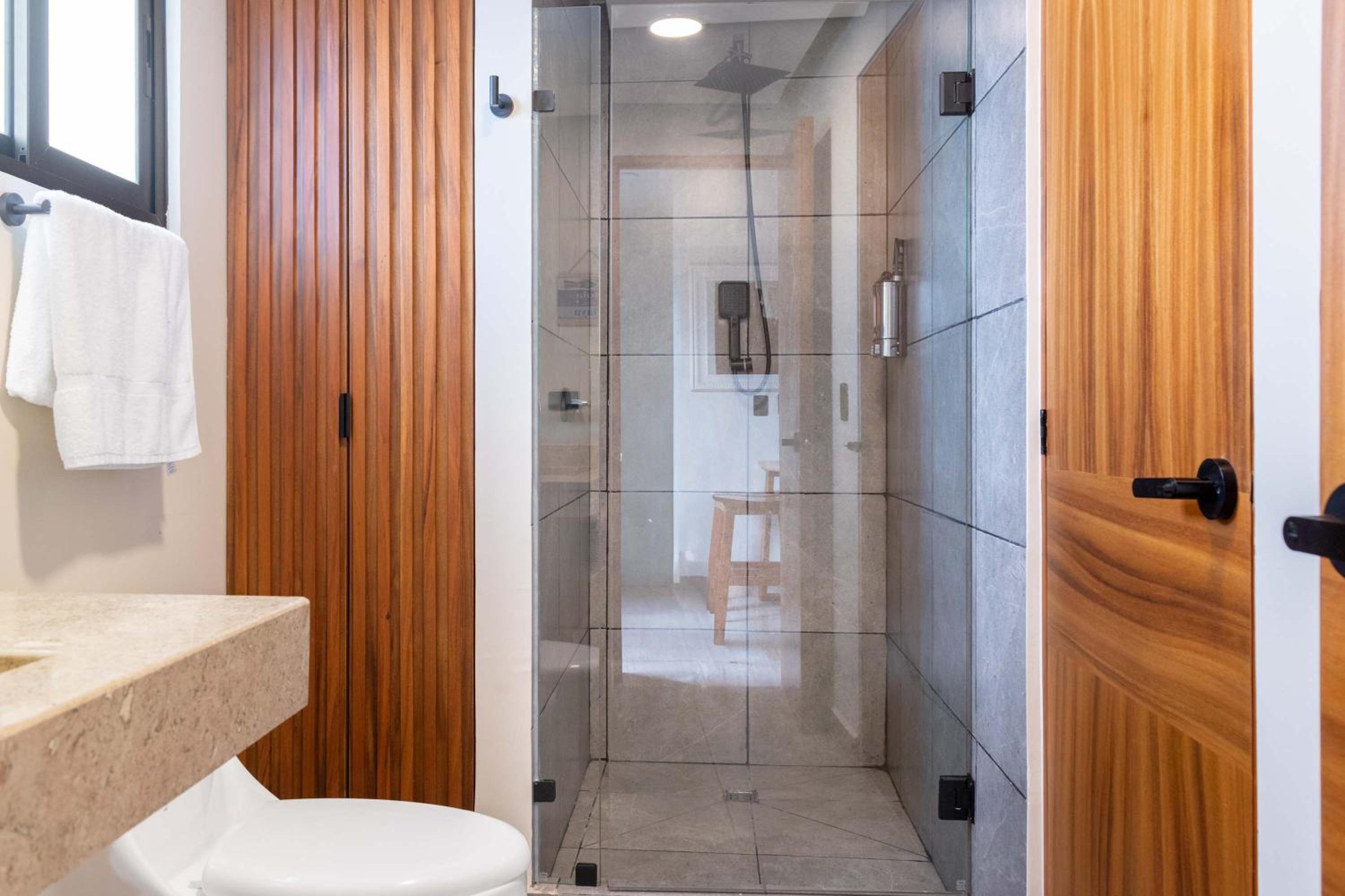 Pool & Rooftop in Tulum 2 Bedrooms Apartment