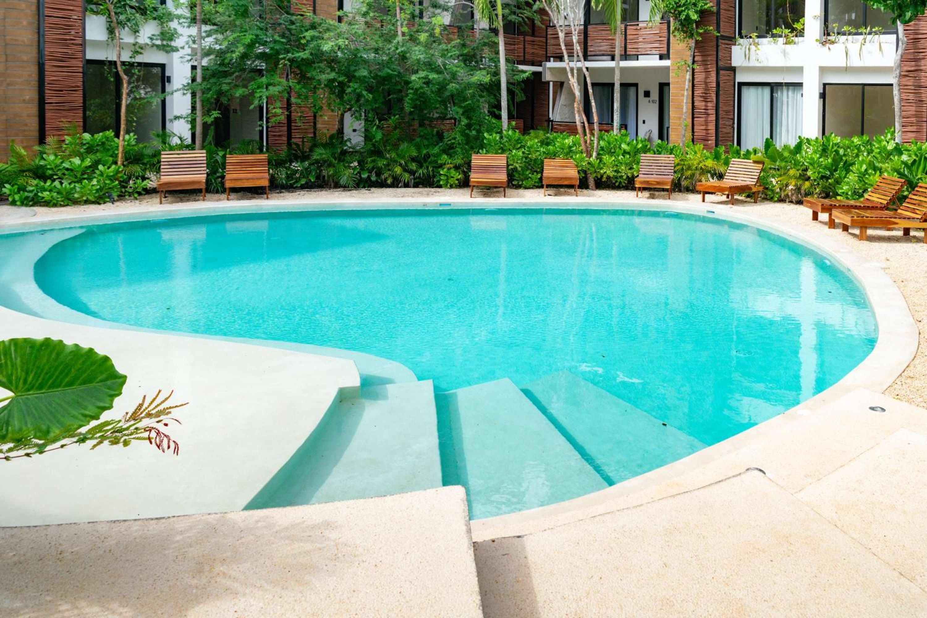Pool & Rooftop in Tulum 2 Bedrooms Apartment
