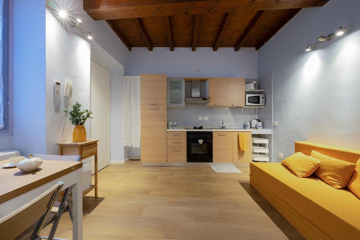 Federico House - by Host4U