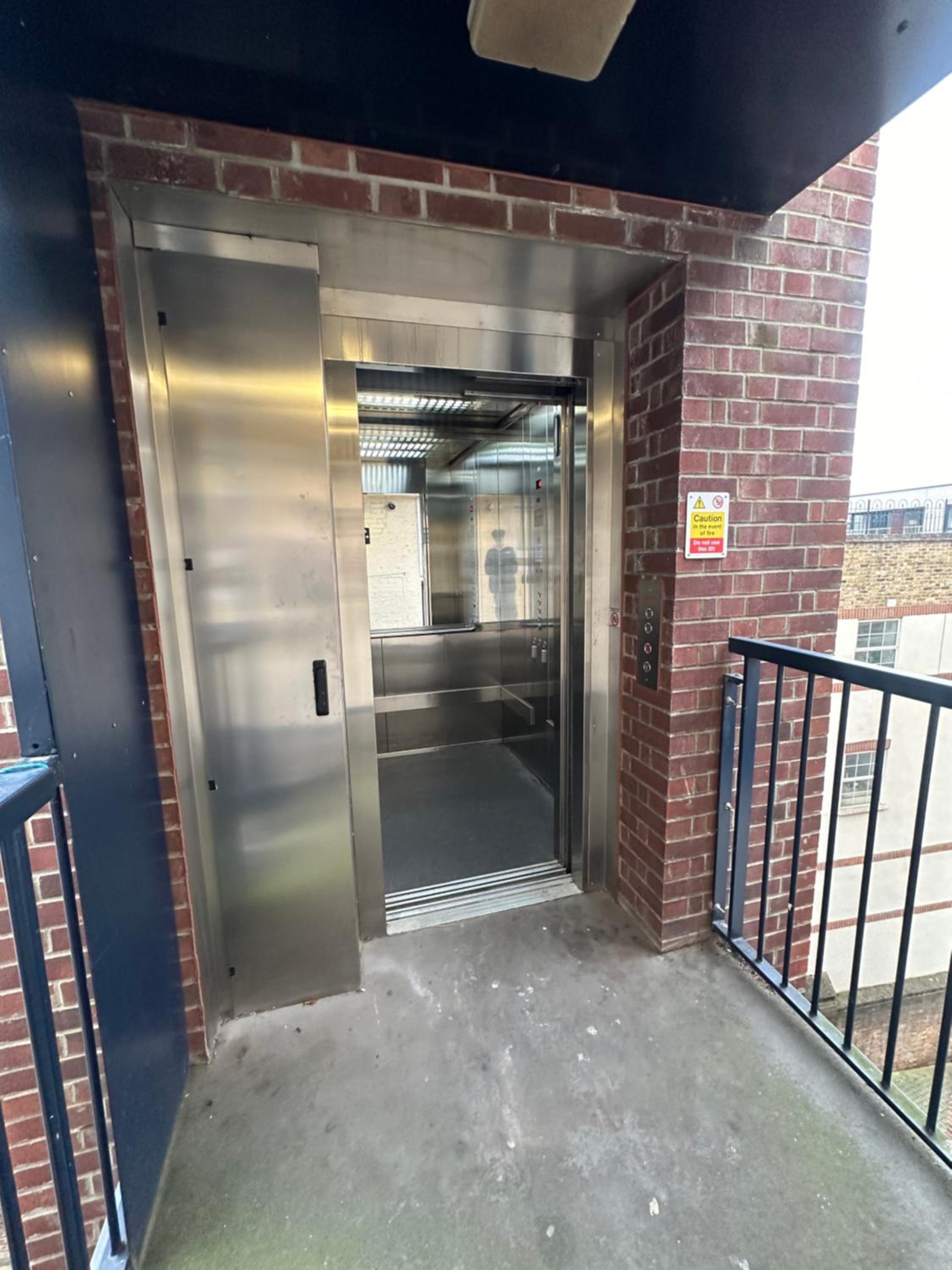 Flat in Aldgate East, London