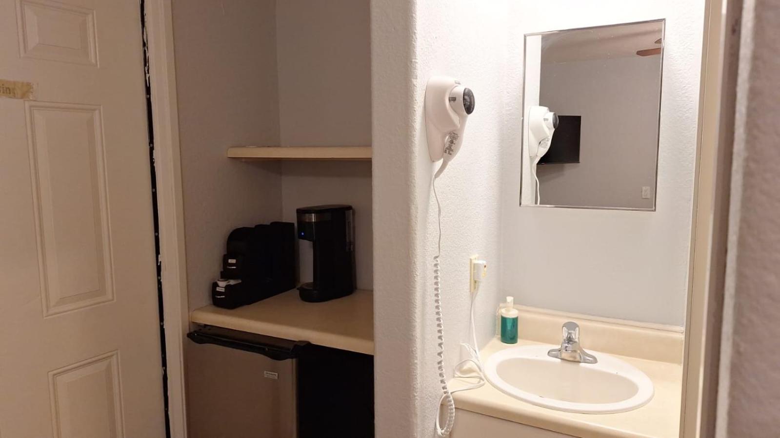82A Grand Canyon South Rim Studio Sleeps 2